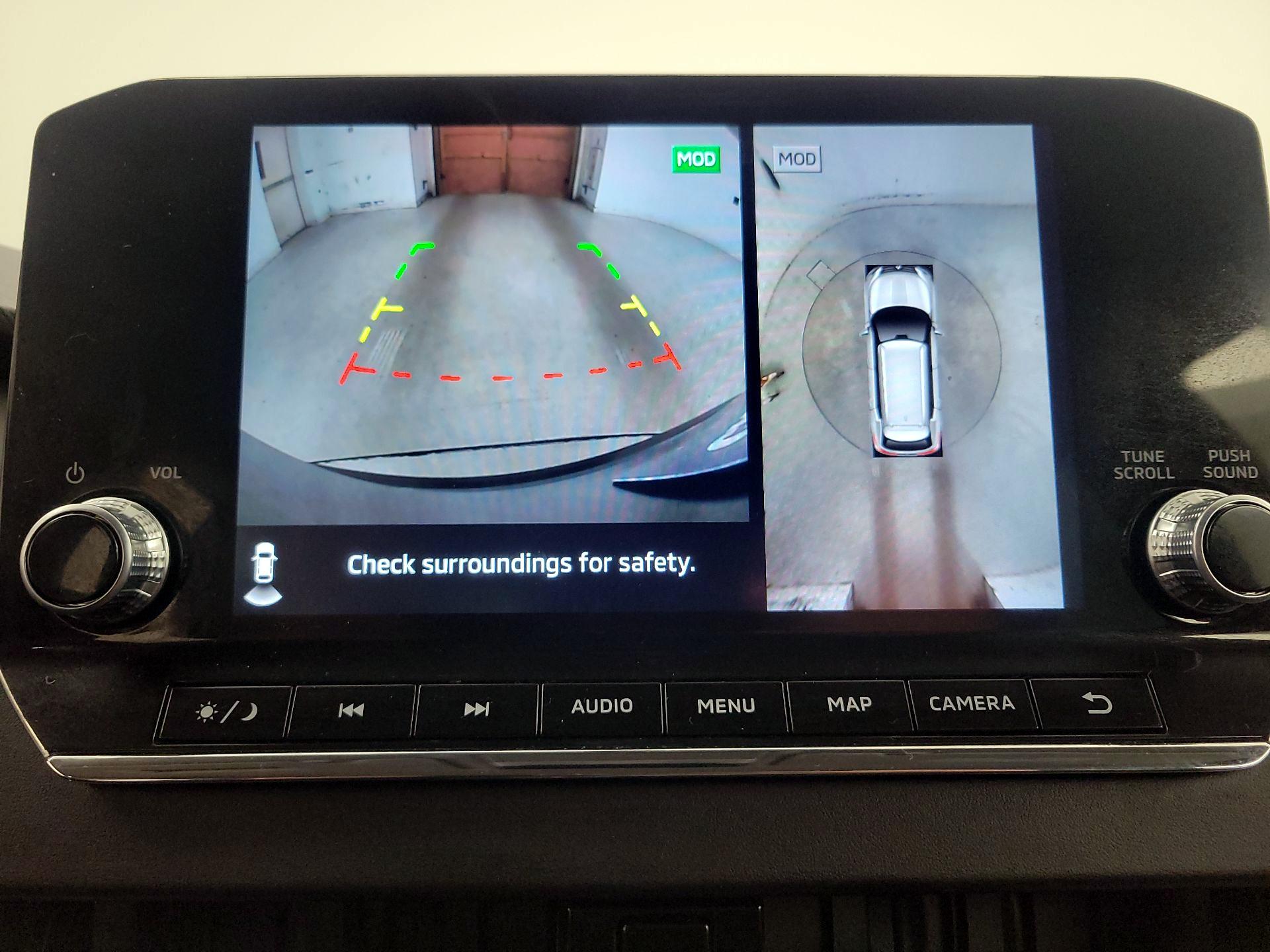 Thumbnail: 2022 Mitsubishi Outlander - 15