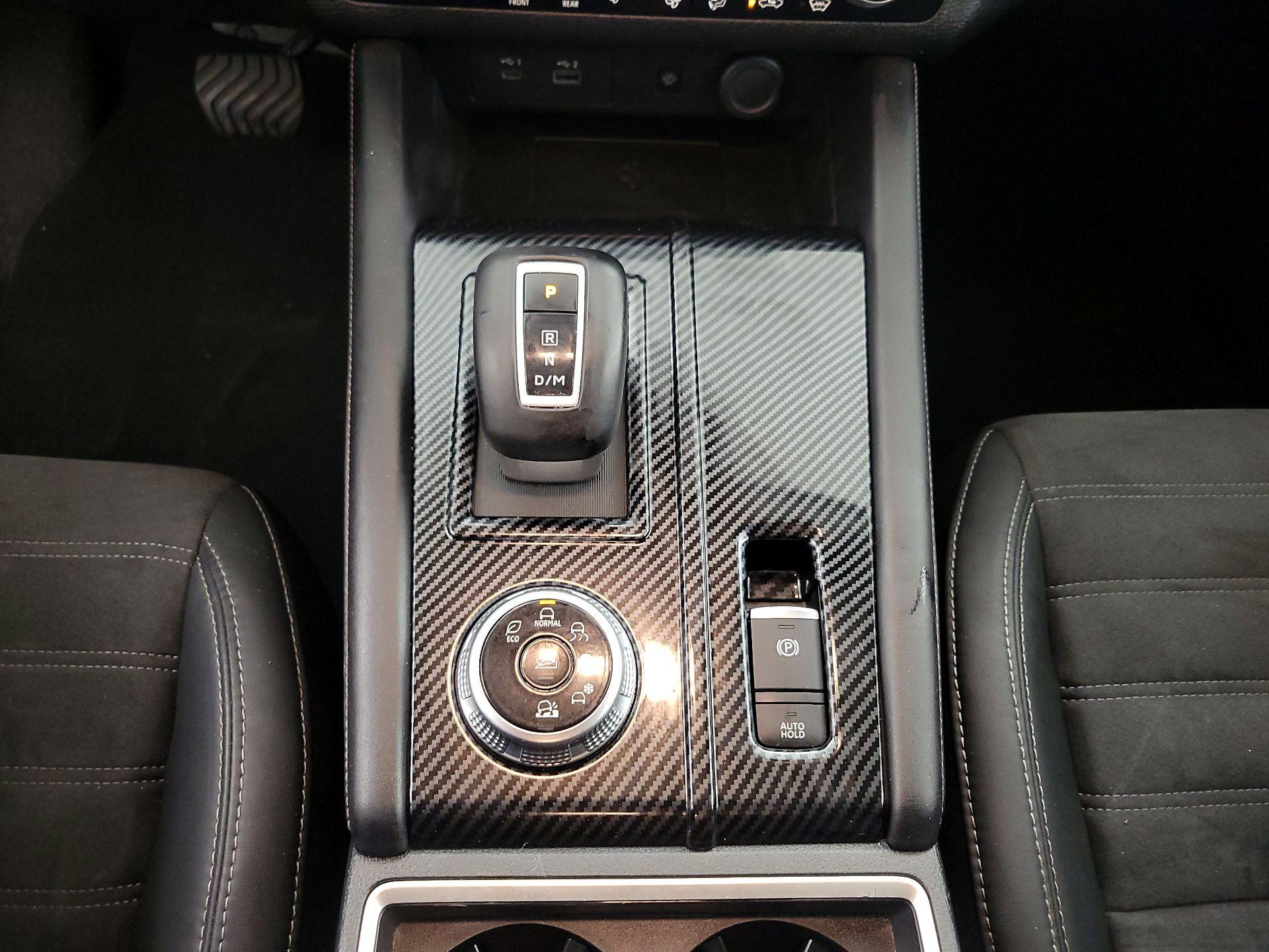 Thumbnail: 2022 Mitsubishi Outlander - 18