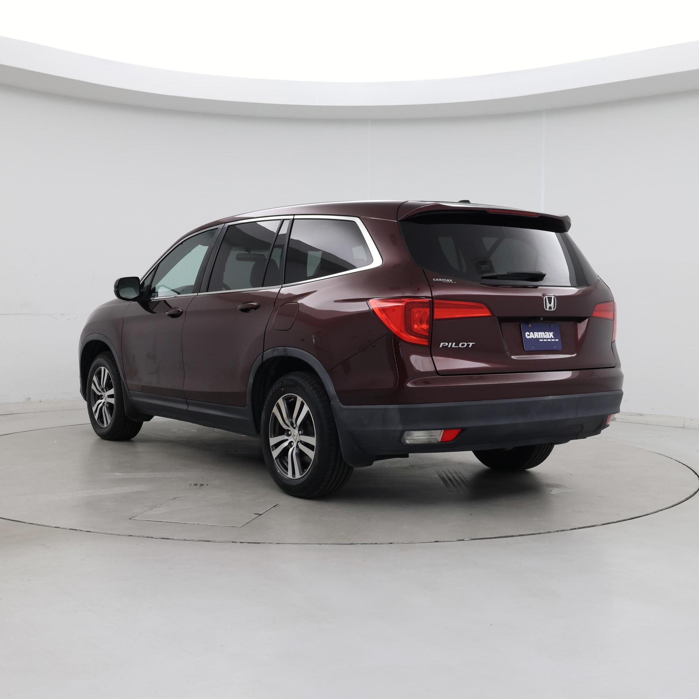 Thumbnail: 2016 Honda Pilot - 2