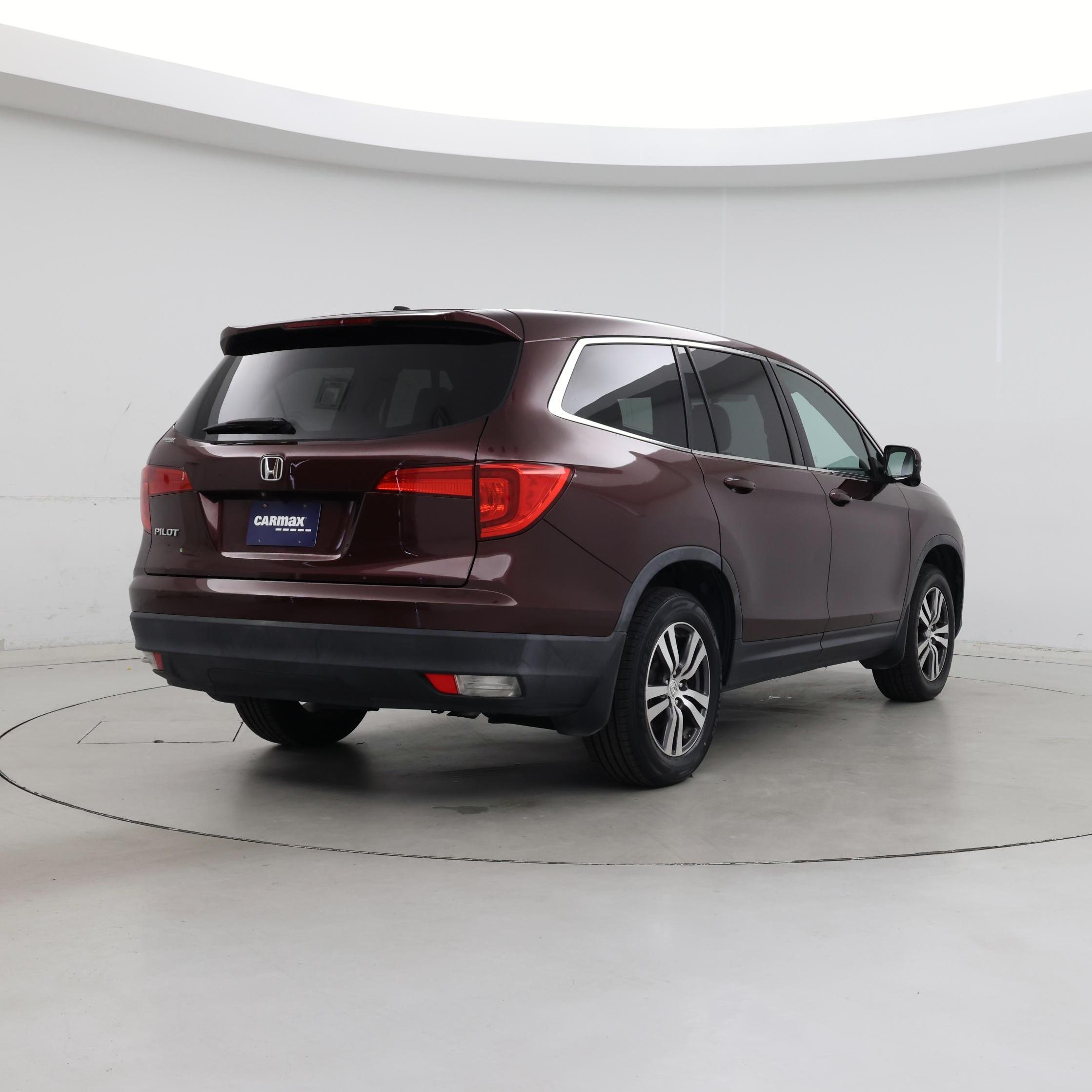 Thumbnail: 2016 Honda Pilot - 8