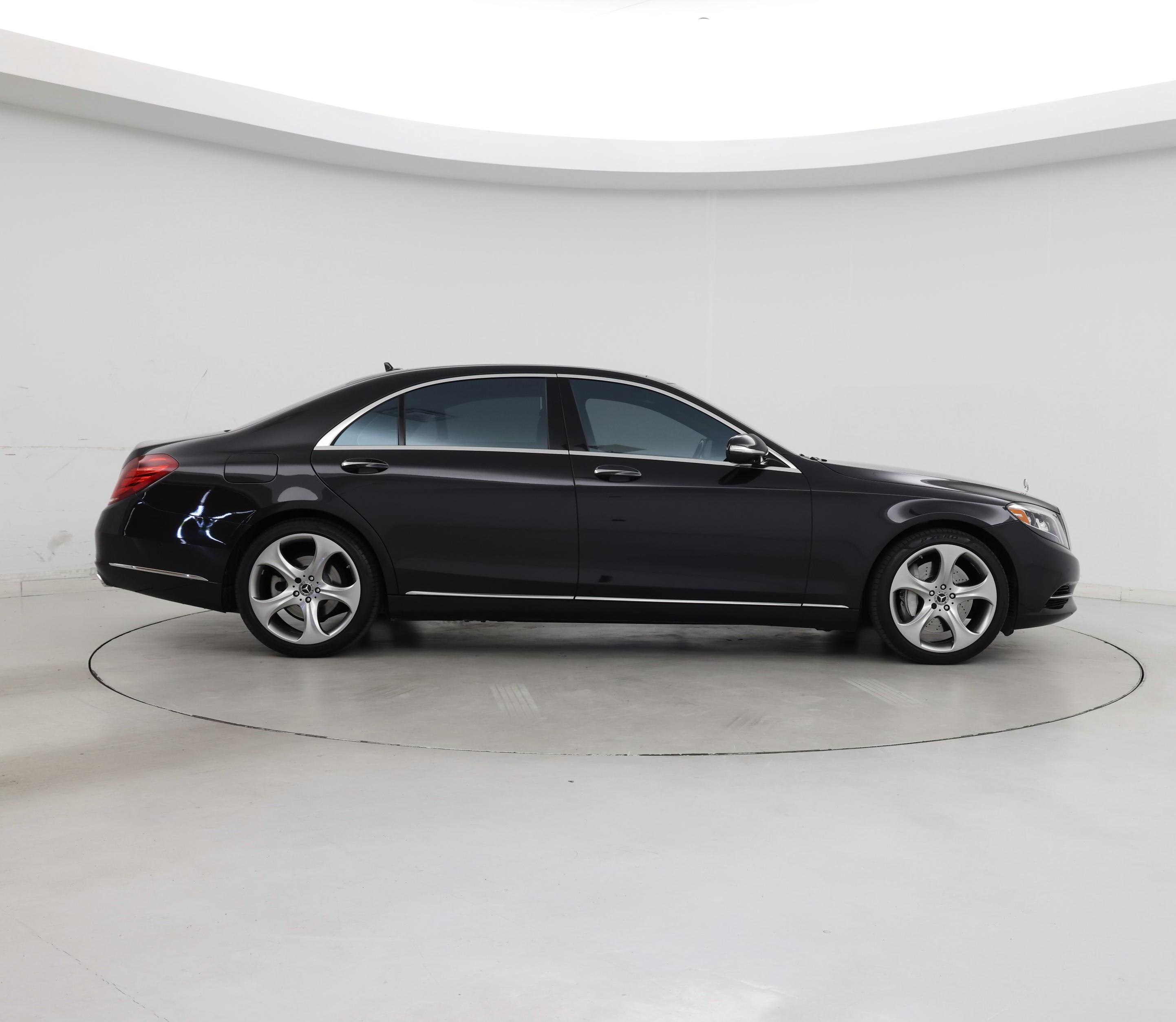 Thumbnail: 2017 Mercedes-Benz S-Class - 7