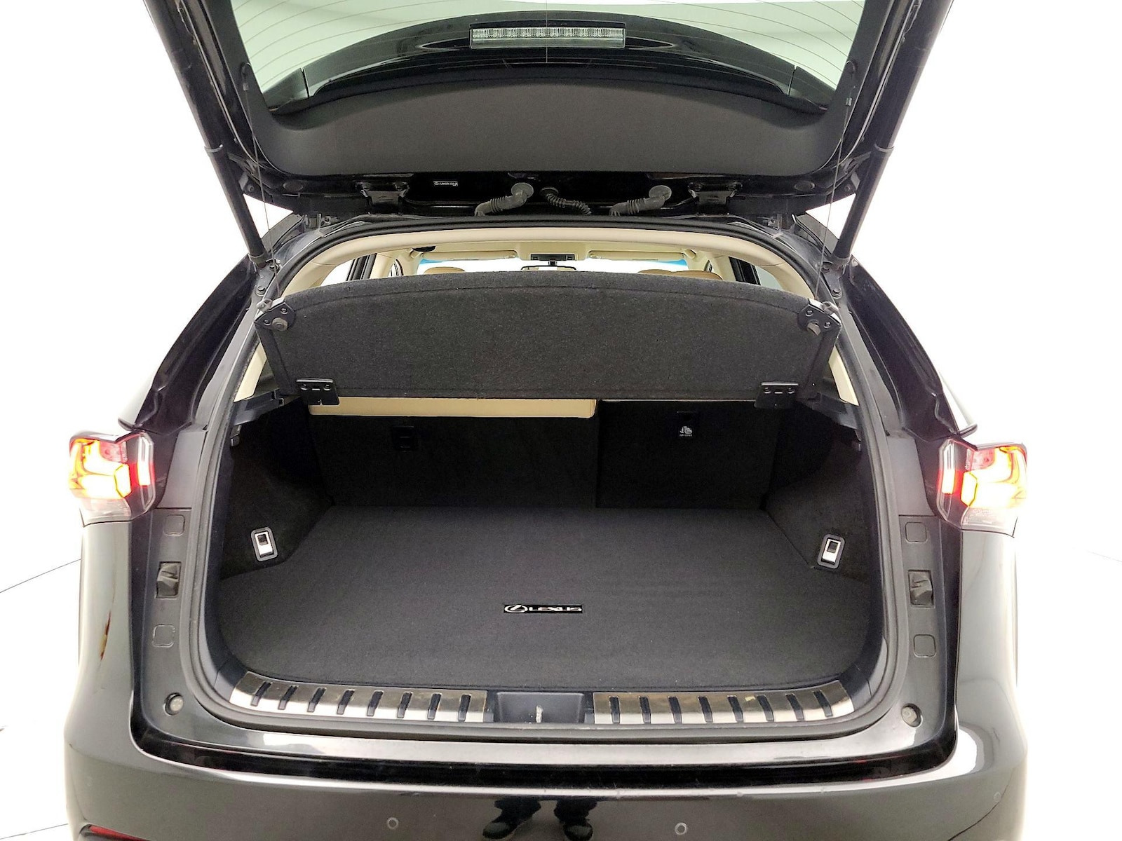2015 Lexus NX 200t - Photo 23