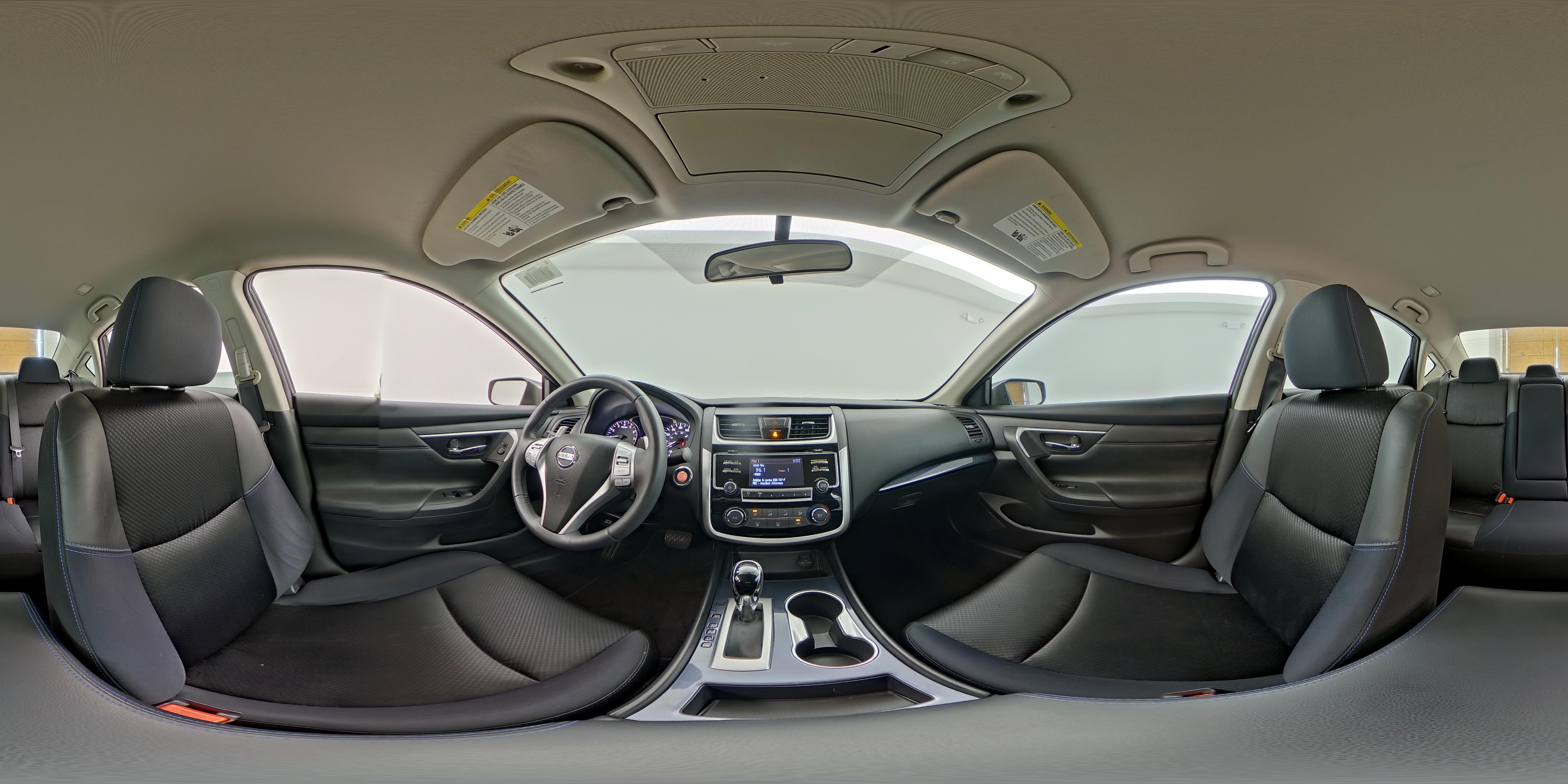 2018 Nissan Altima SR - Photo 24
