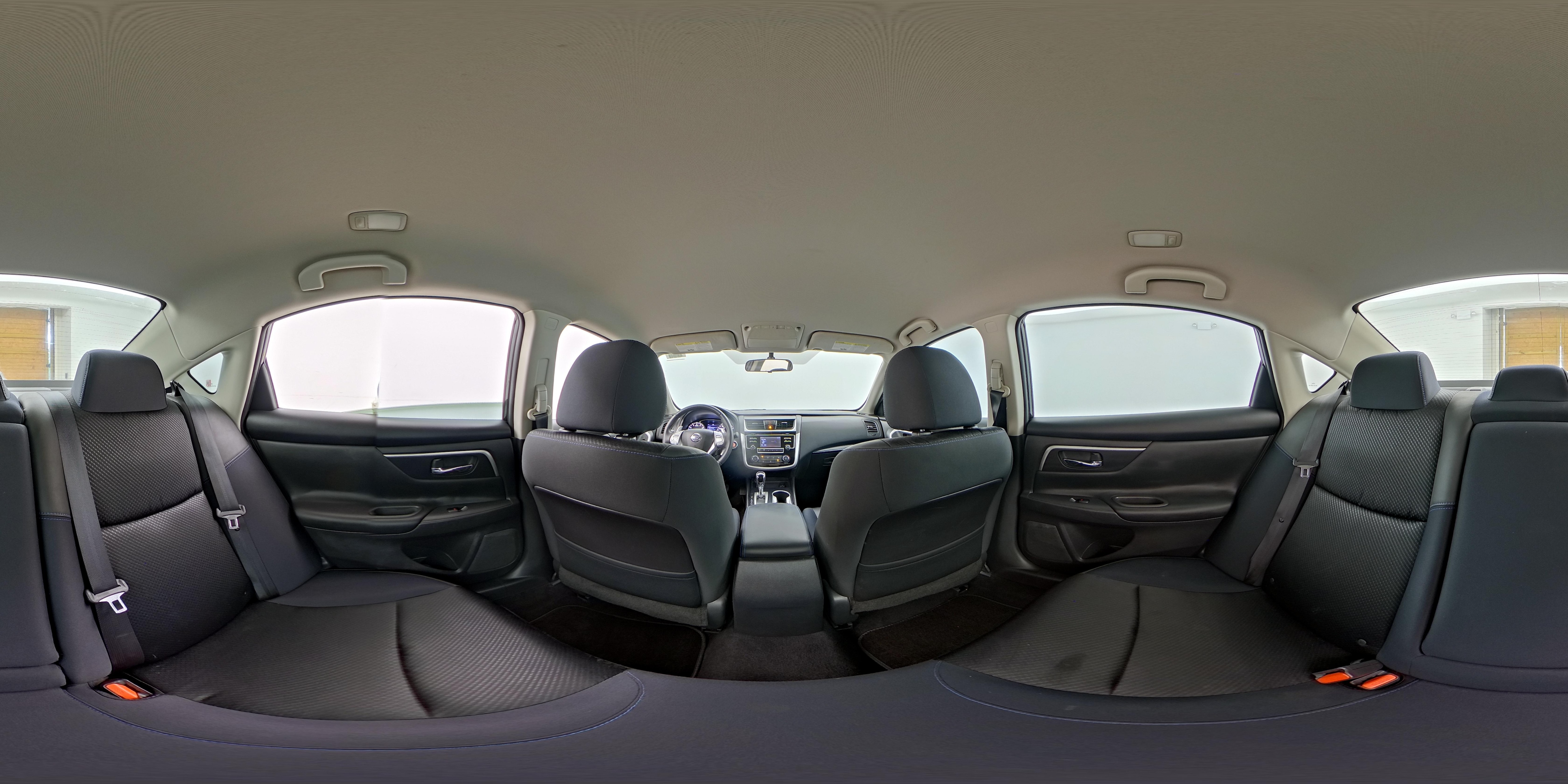 2018 Nissan Altima SR - Photo 25
