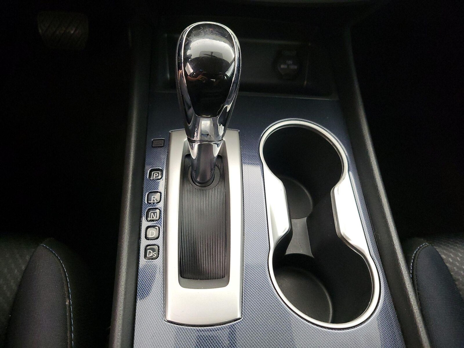 2018 Nissan Altima SR - Photo 18