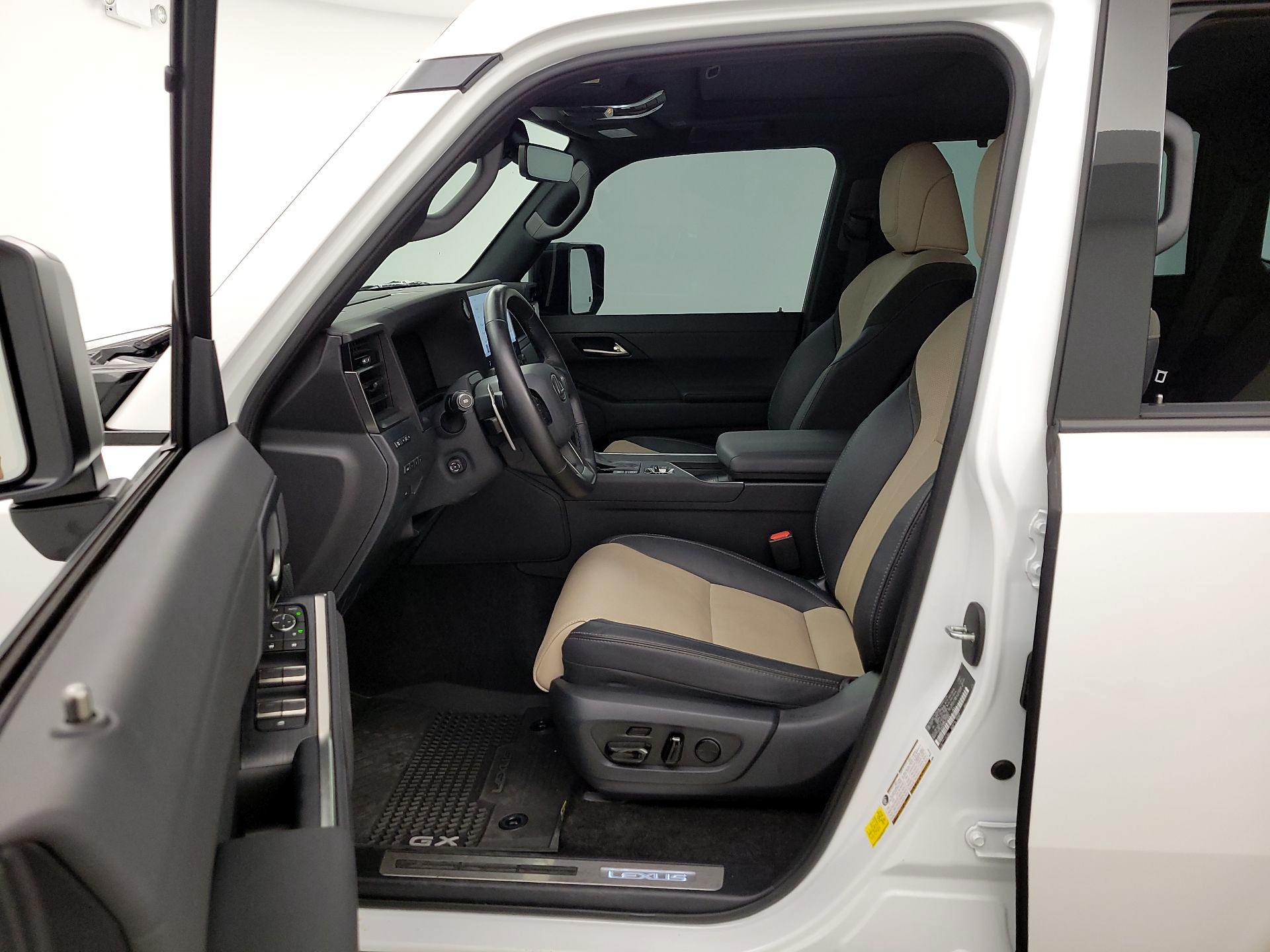 Thumbnail: 2024 Lexus GX - 11