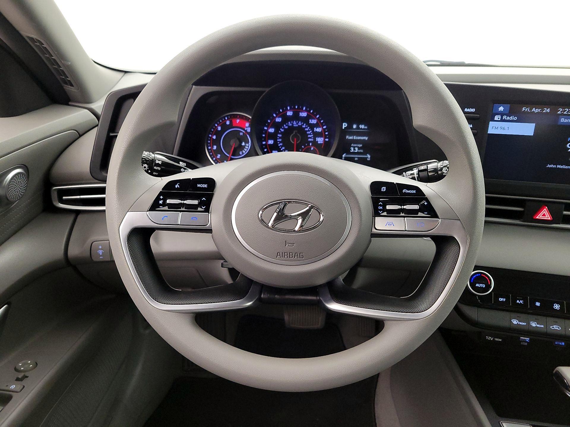 Thumbnail: 2021 Hyundai Elantra - 10