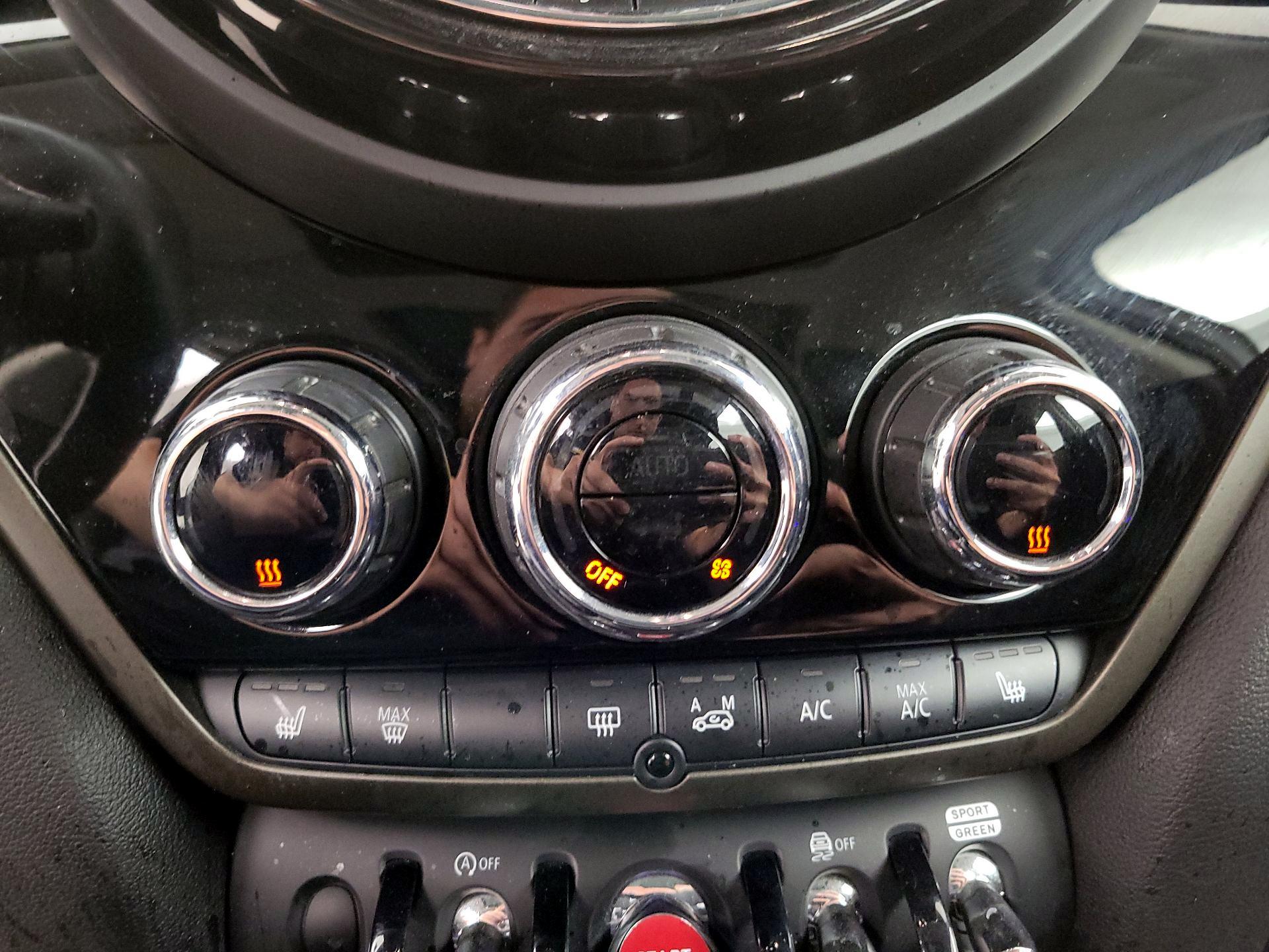 Thumbnail: 2020 MINI Cooper Countryman - 16