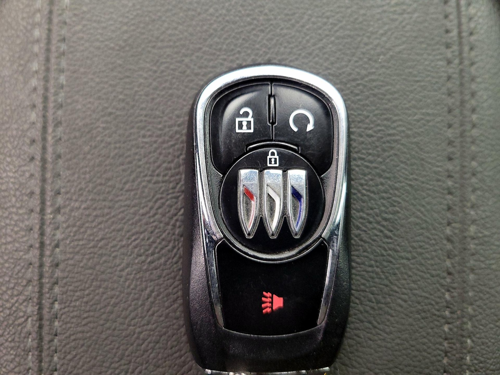 2026 Buick Encore GX Sport Touring - Photo 23