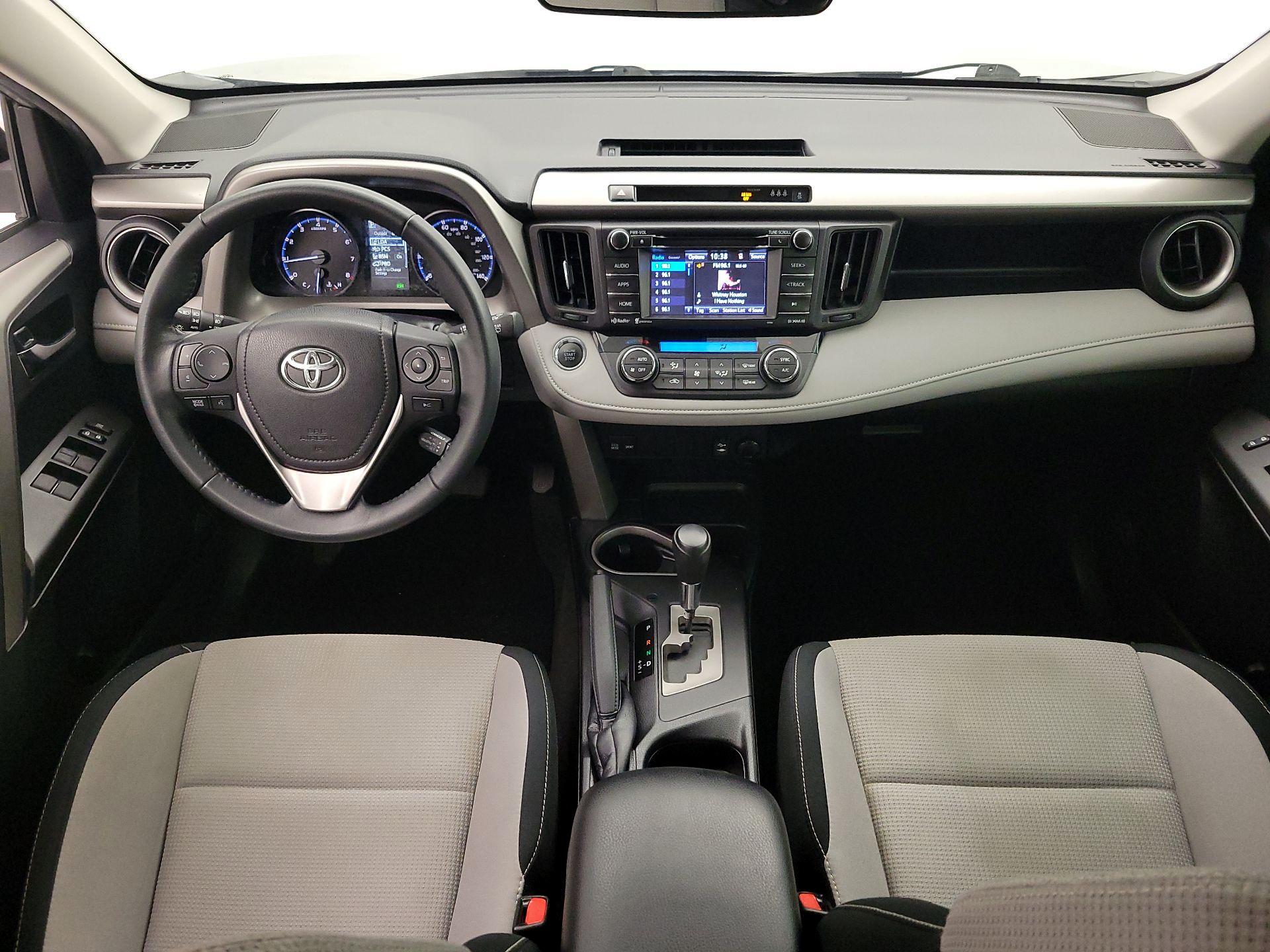Thumbnail: 2017 Toyota RAV4 - 9