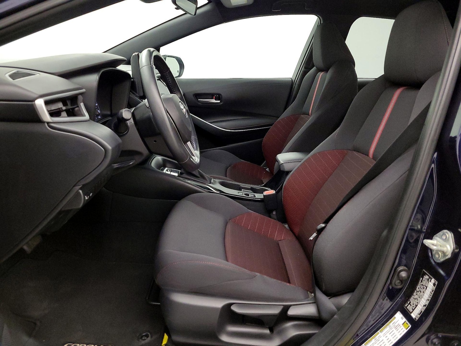 2023 Toyota Corolla SE - Photo 12