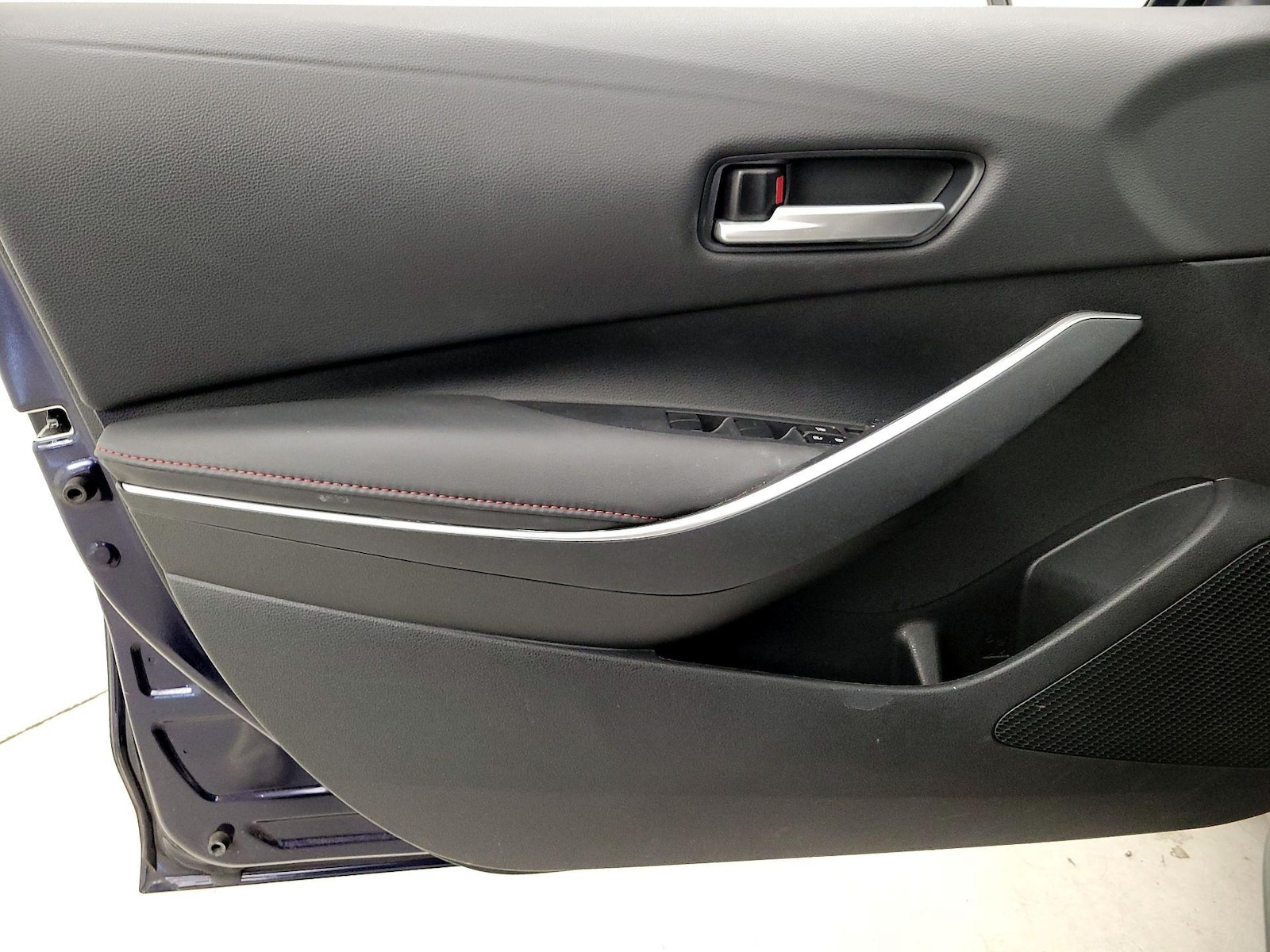 2023 Toyota Corolla SE - Photo 13