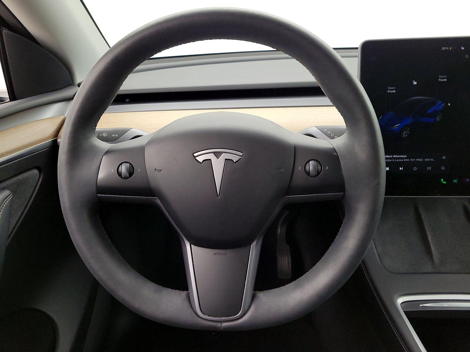 Thumbnail: 2023 Tesla Model Y - 10