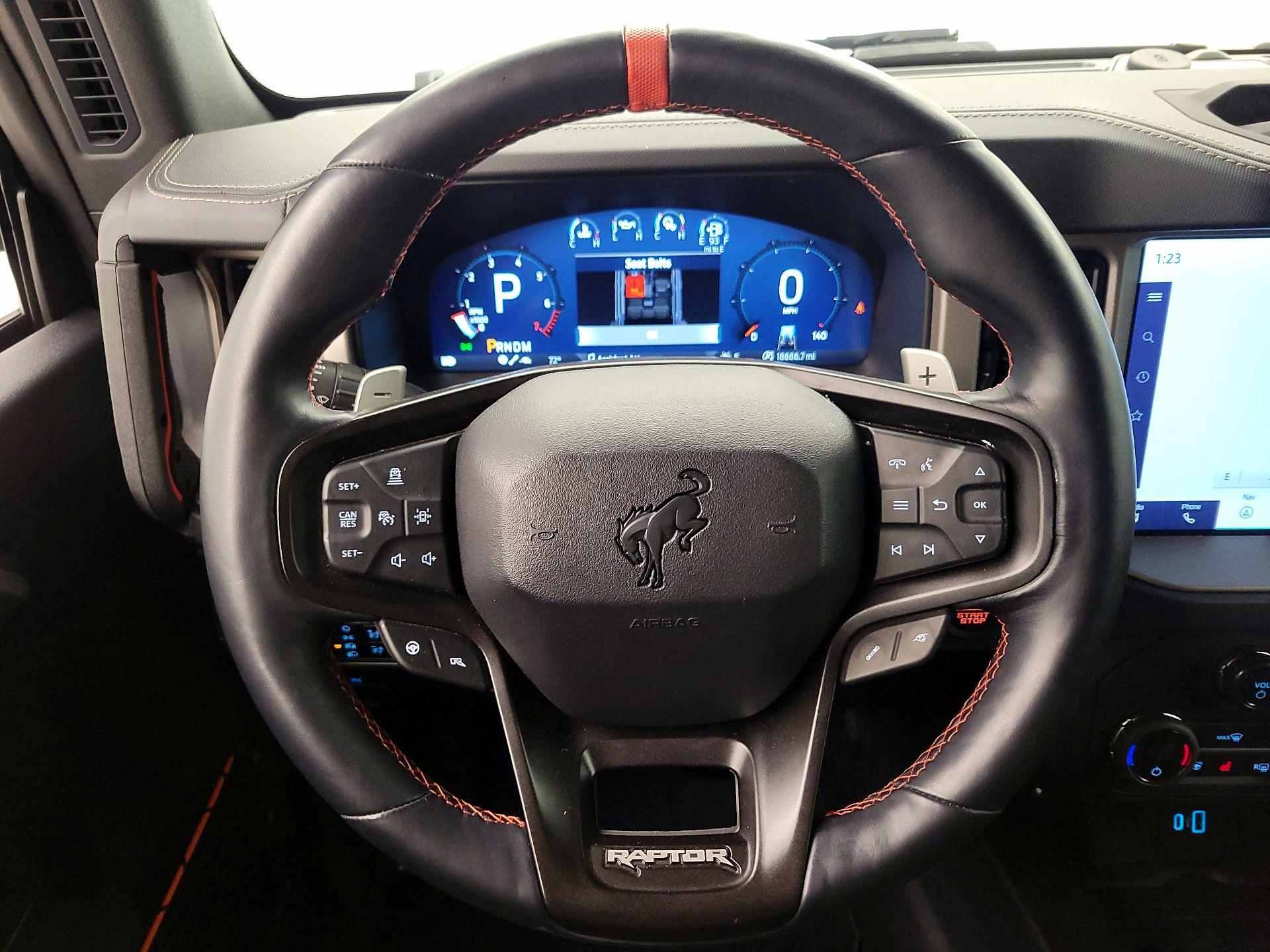 Thumbnail: 2024 Ford Bronco - 10
