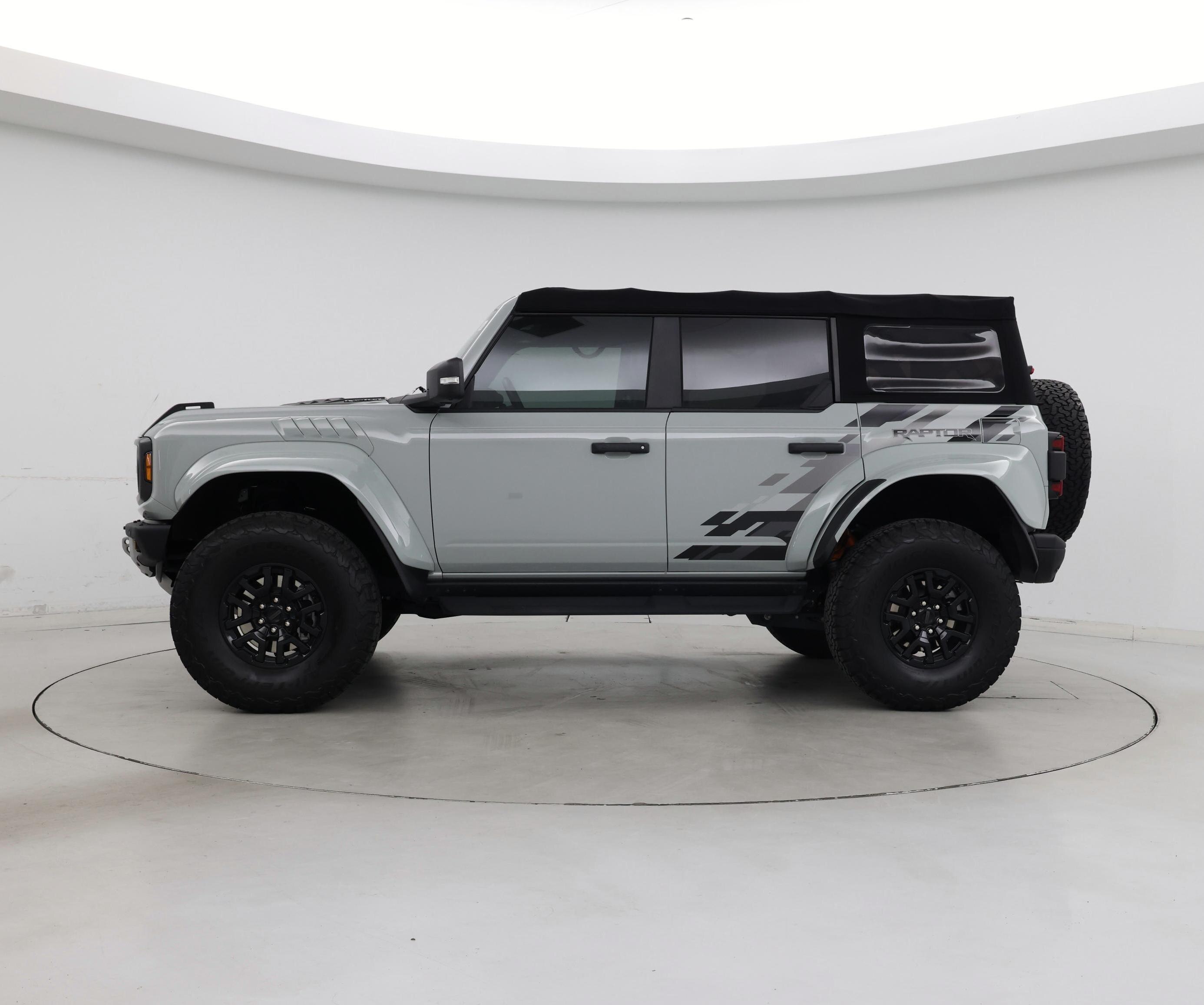 Thumbnail: 2024 Ford Bronco - 3
