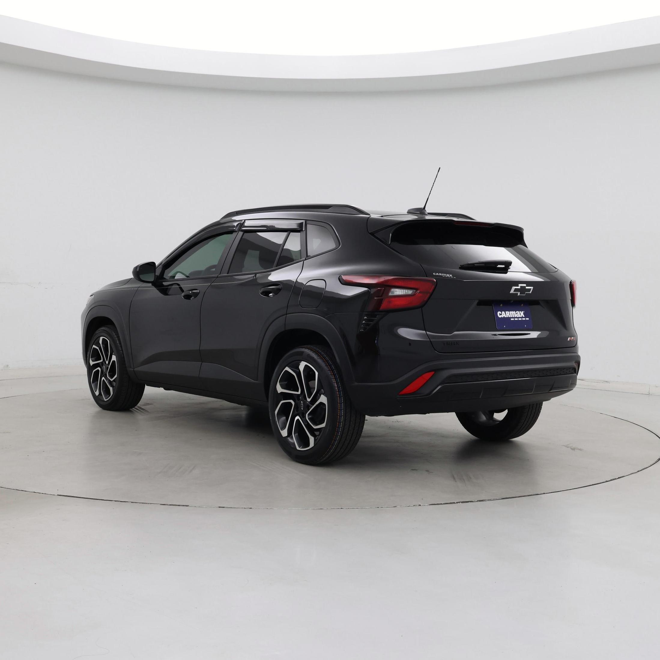 Thumbnail: 2025 Chevrolet Trax - 2