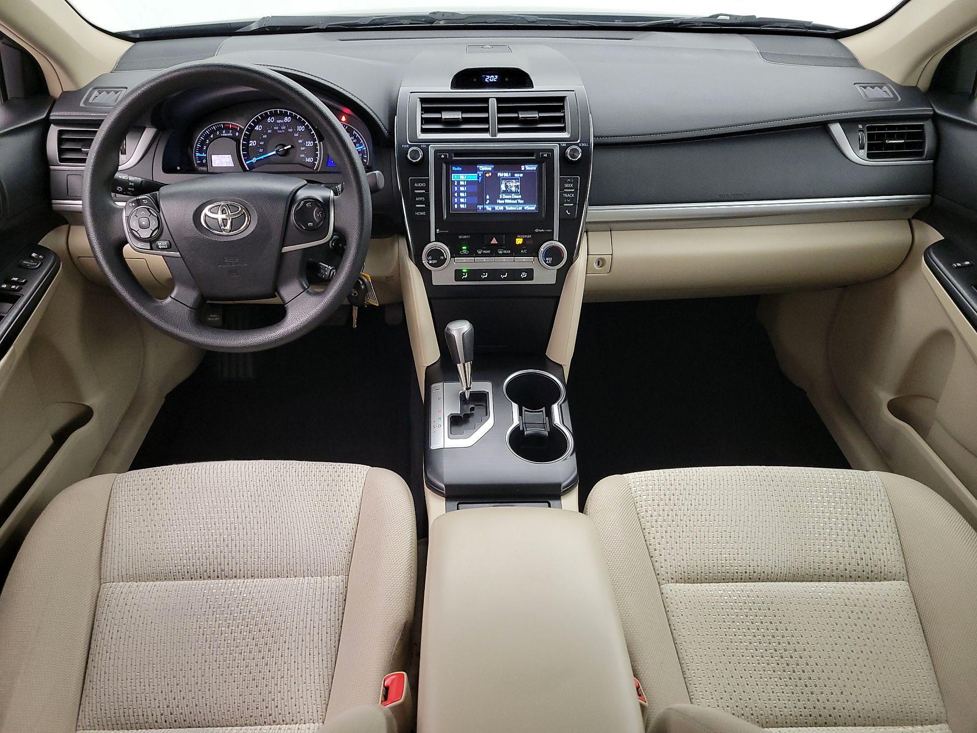 Thumbnail: 2014 Toyota Camry - 9