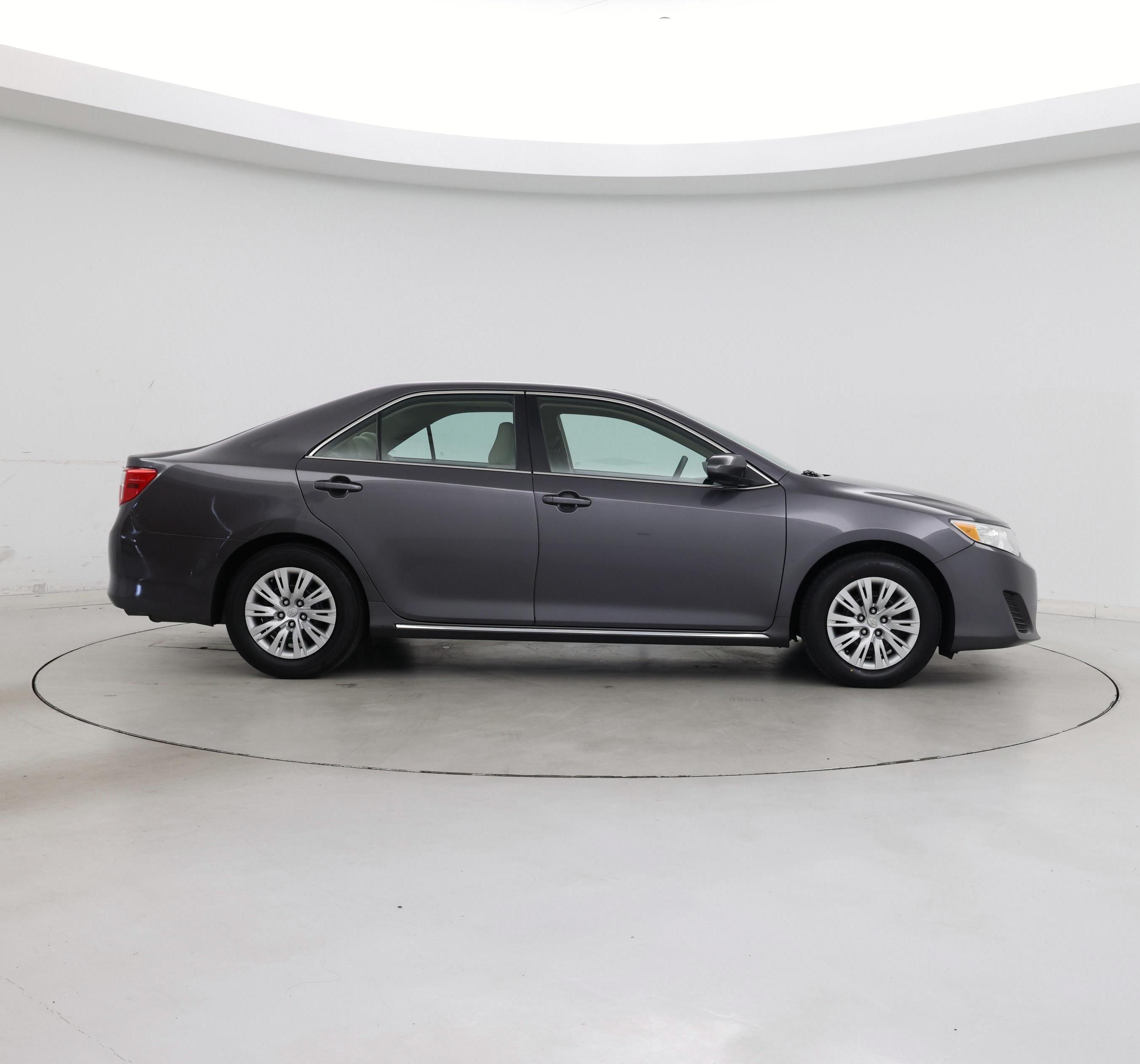 Thumbnail: 2014 Toyota Camry - 7