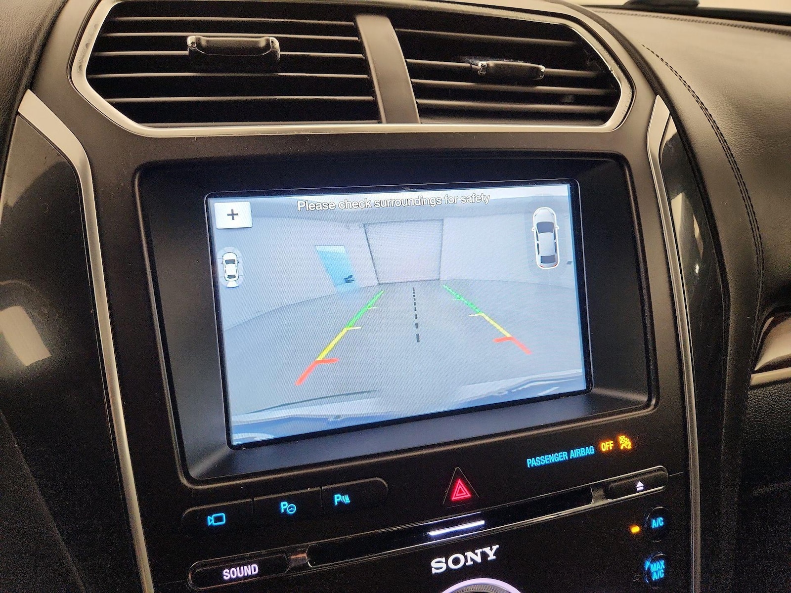 2017 Ford Explorer Platinum - Photo 16