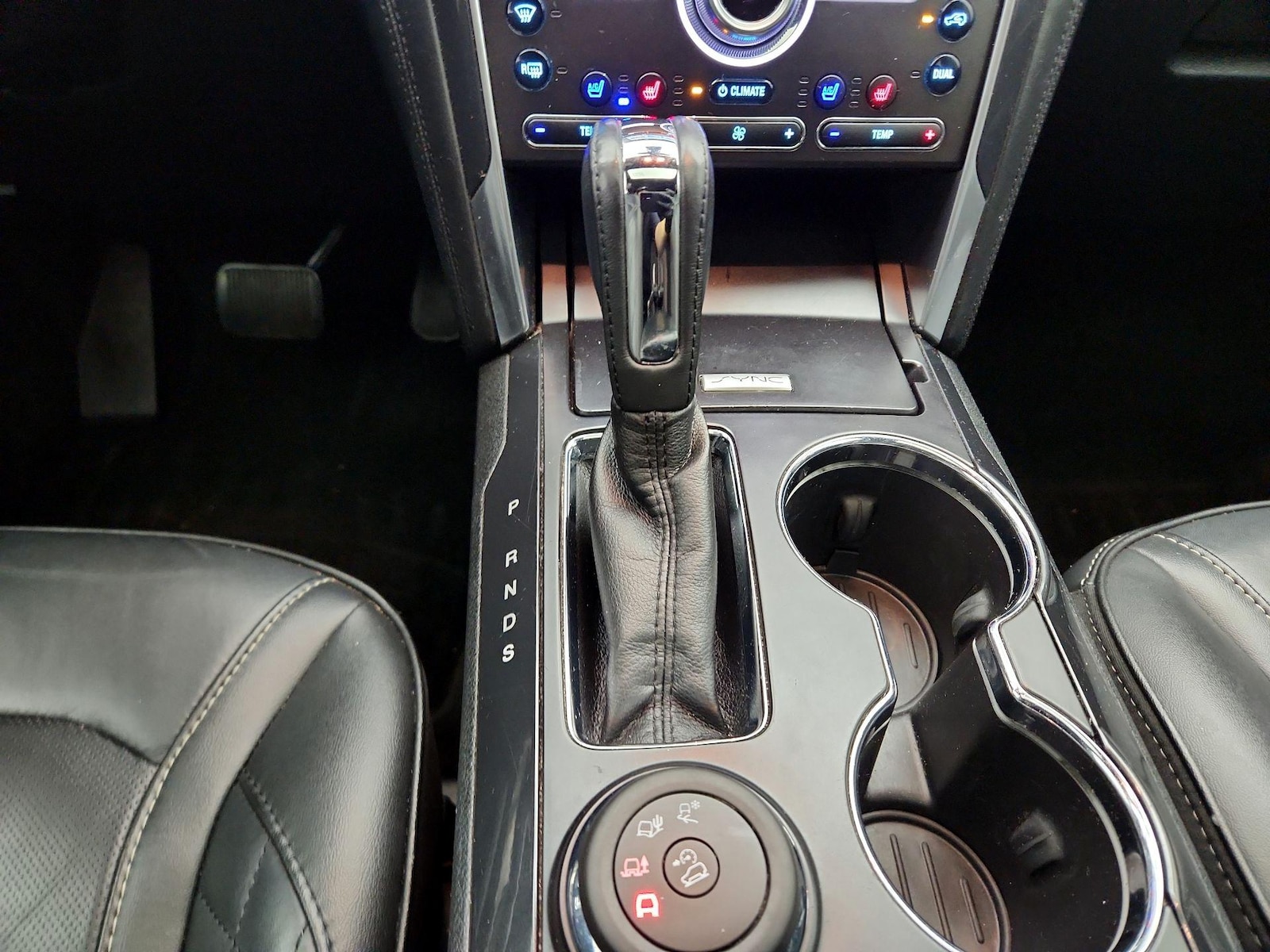 2017 Ford Explorer Platinum - Photo 19