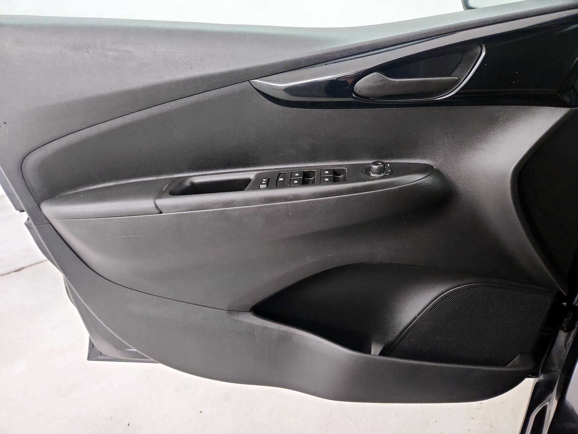 Thumbnail: 2016 Chevrolet Spark - 12