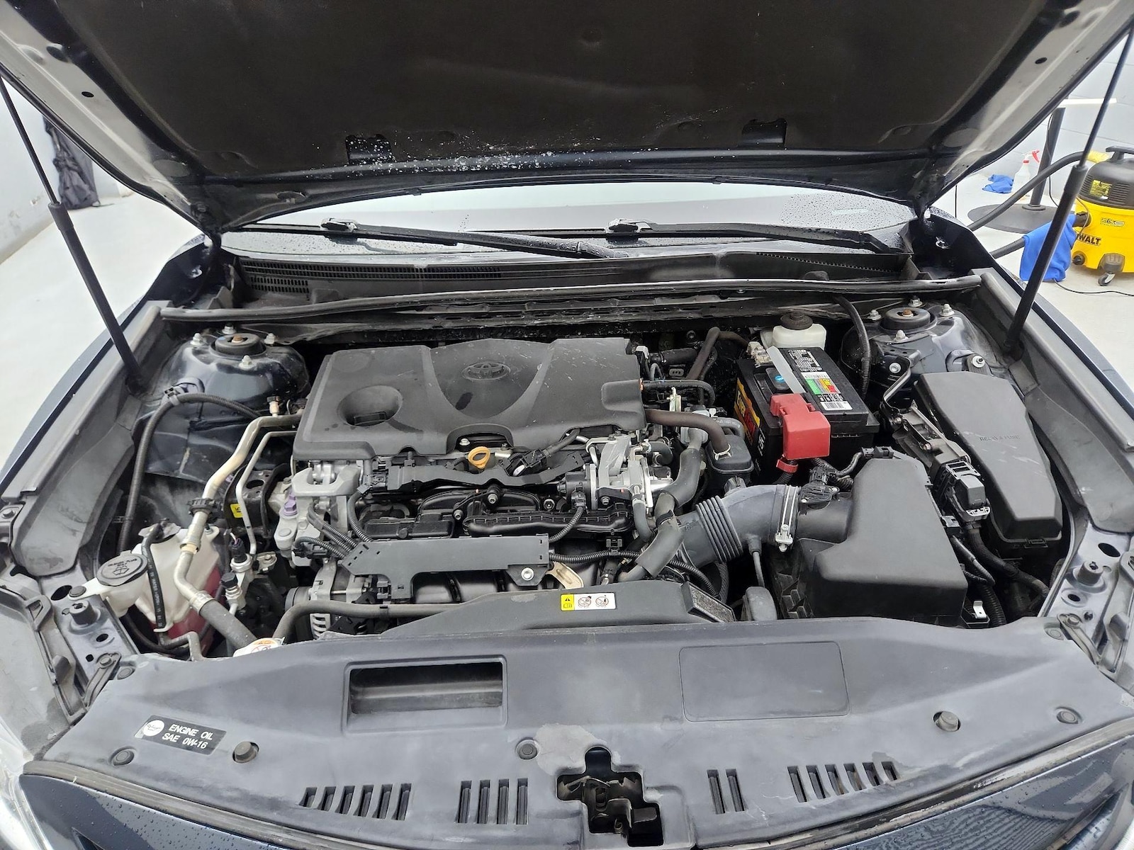 2020 Toyota Camry SE - Photo 23