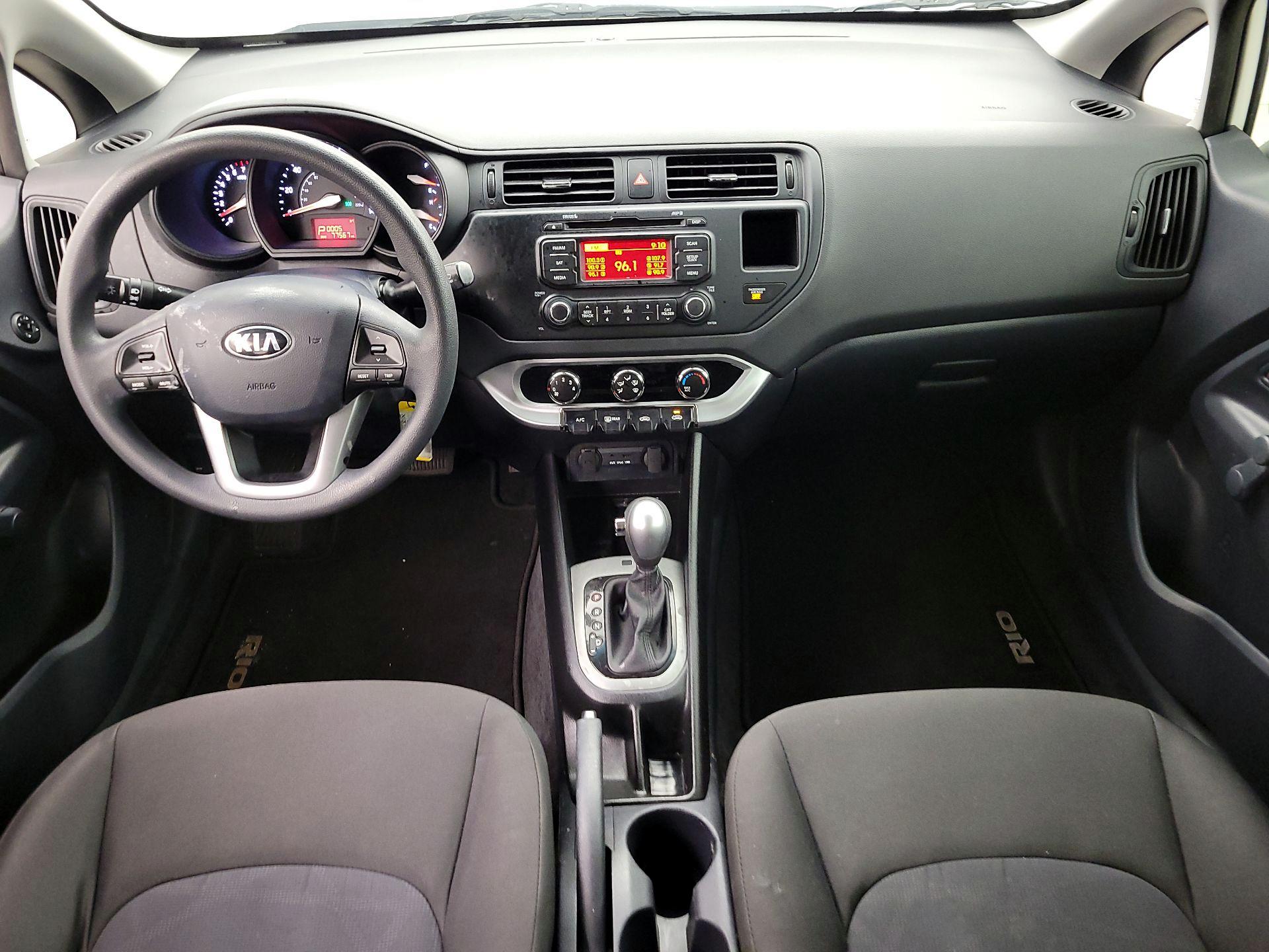 Thumbnail: 2015 Kia Rio - 9