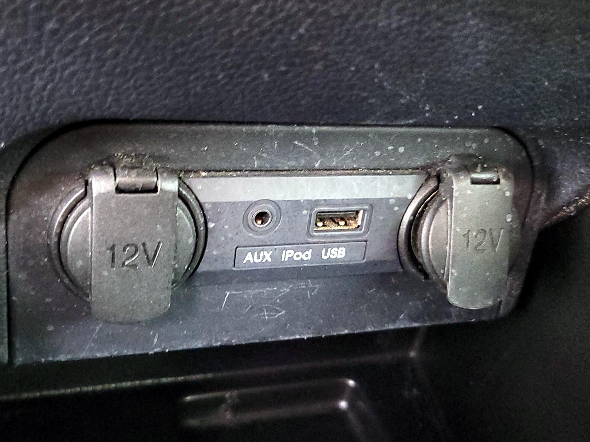 Thumbnail: 2015 Kia Rio - 17