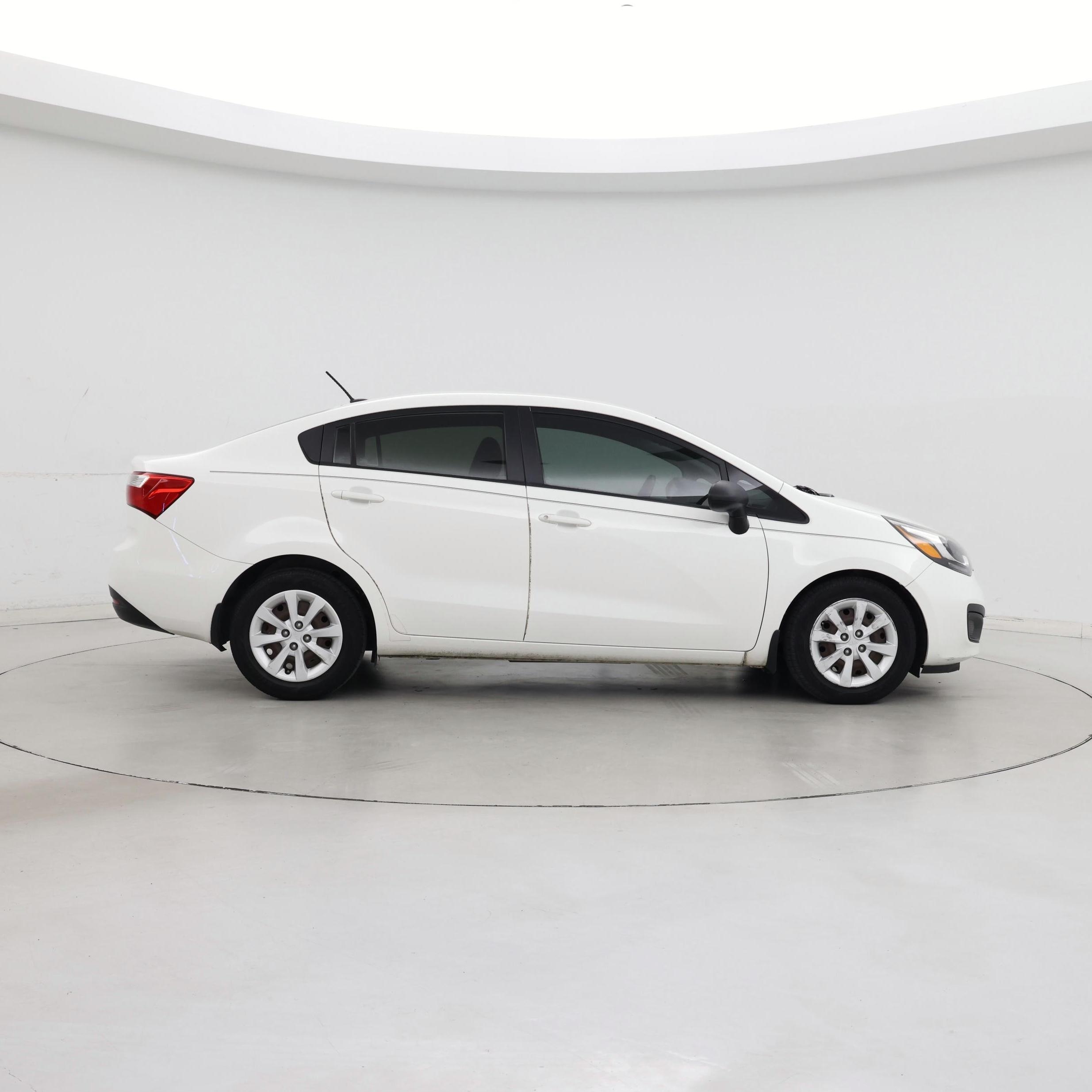 Thumbnail: 2015 Kia Rio - 7