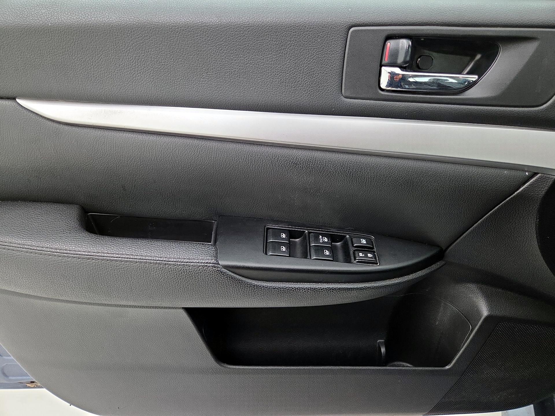 Thumbnail: 2014 Subaru Legacy - 12