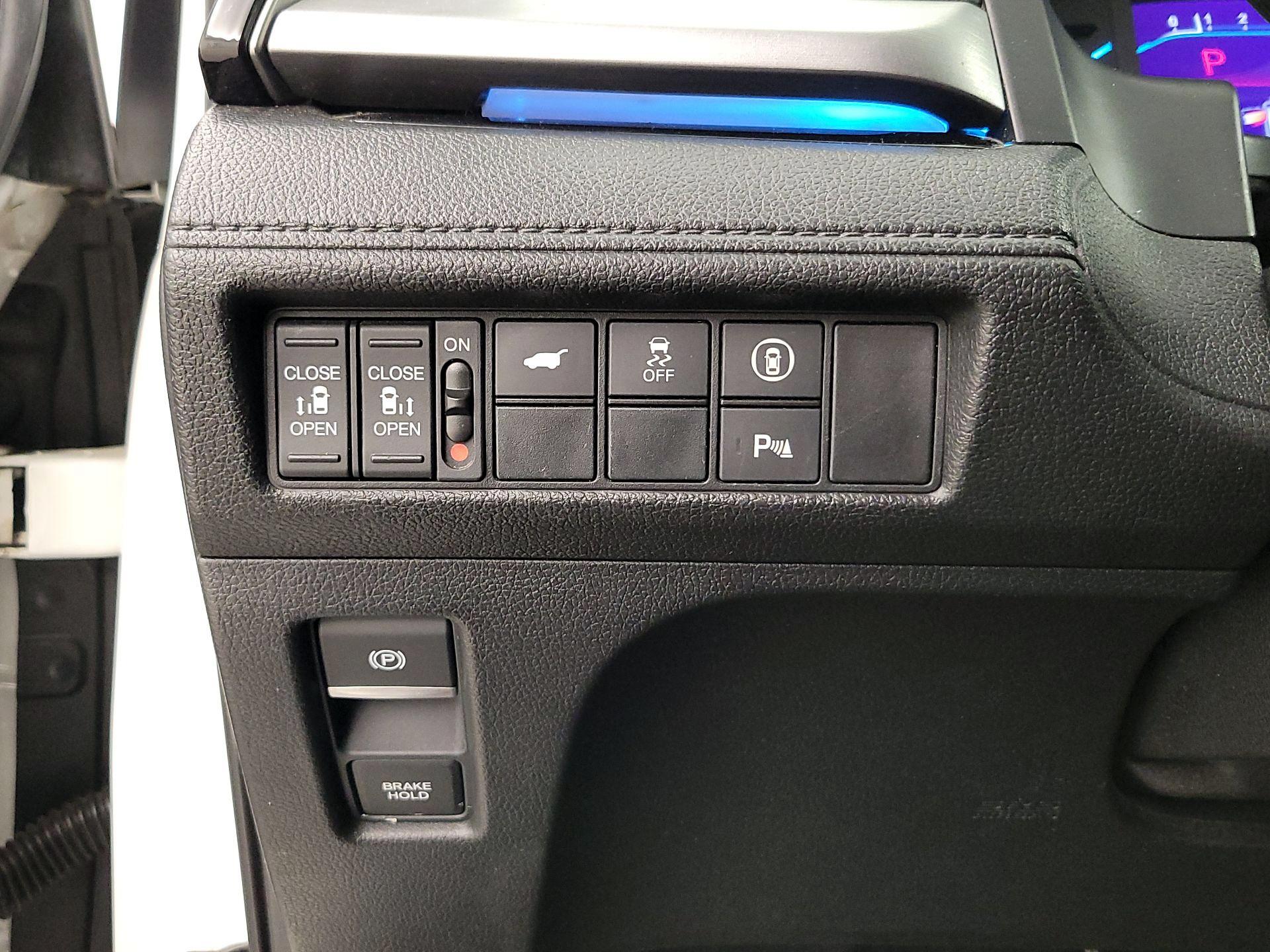 Thumbnail: 2021 Honda Odyssey - 13