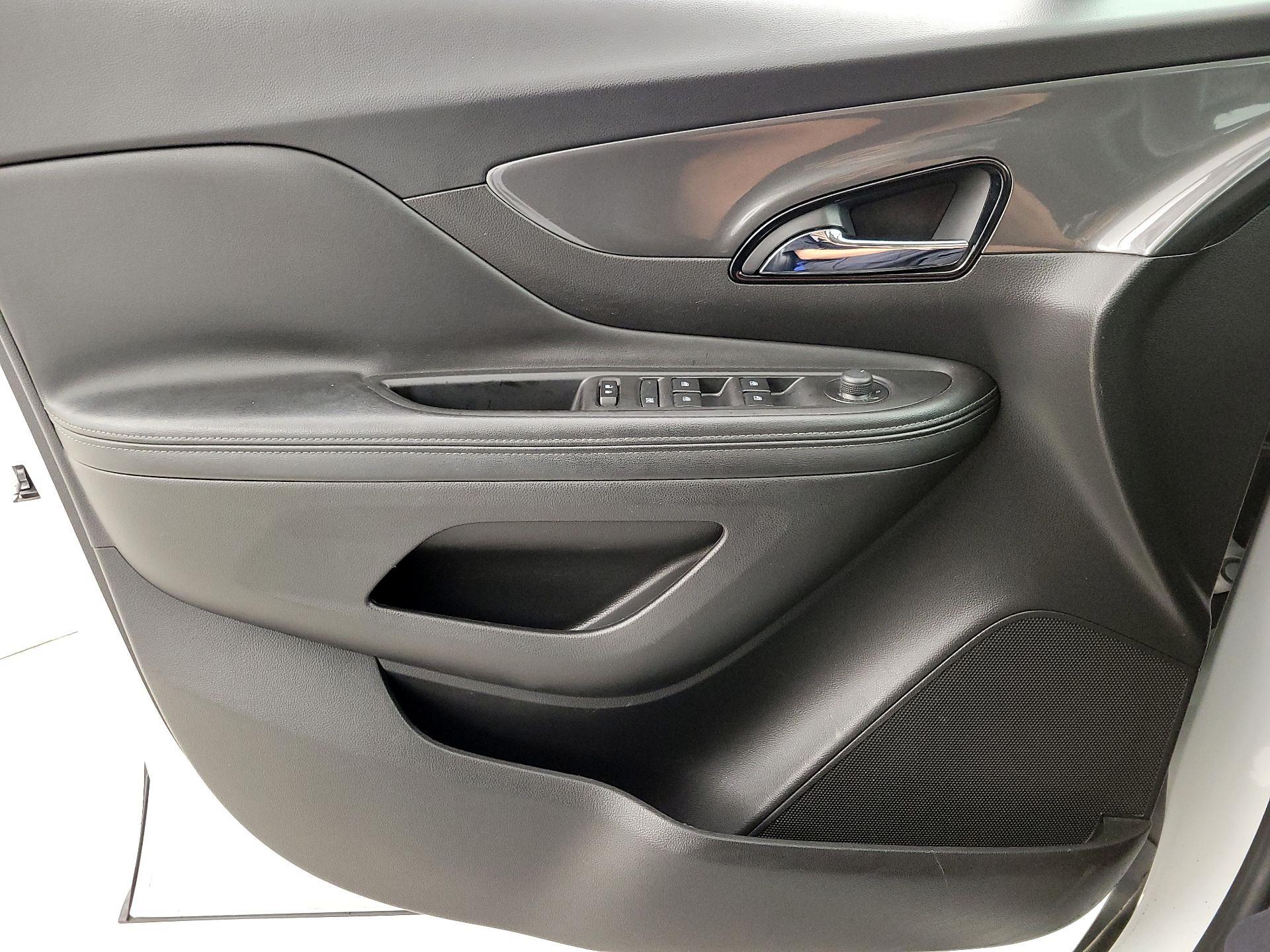 Thumbnail: 2018 Buick Encore - 12