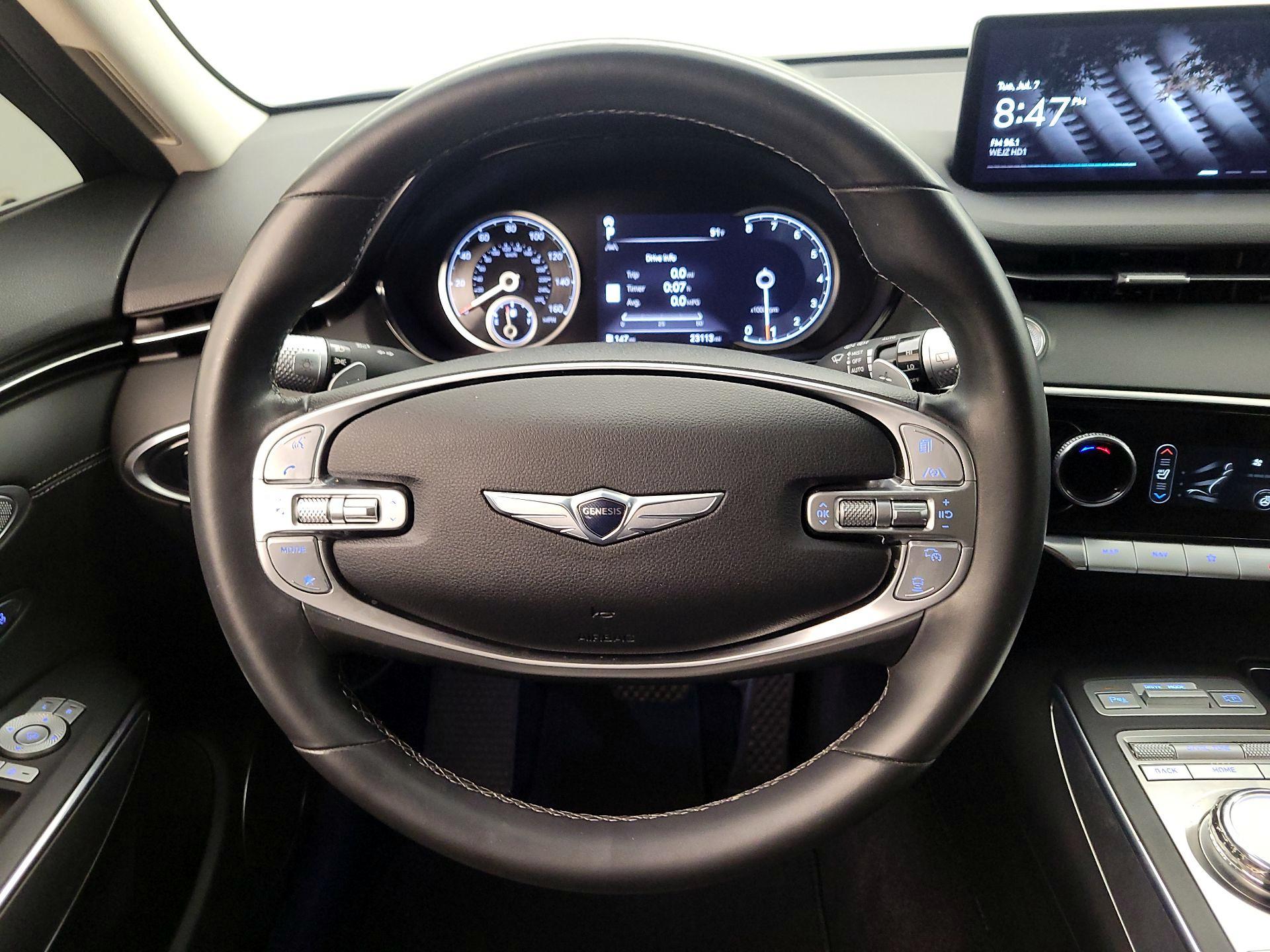 Thumbnail: 2023 Genesis GV70 - 10