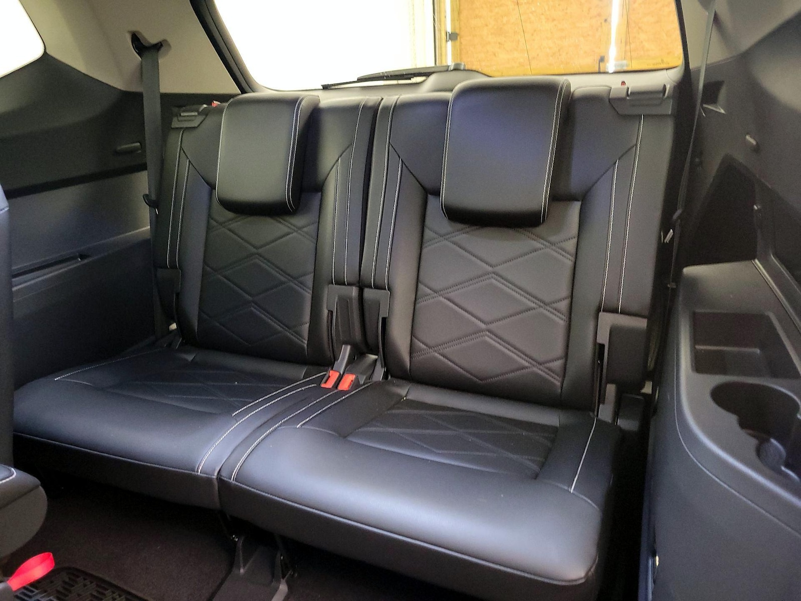 2024 Volkswagen Atlas SE w/Tech - Photo 21