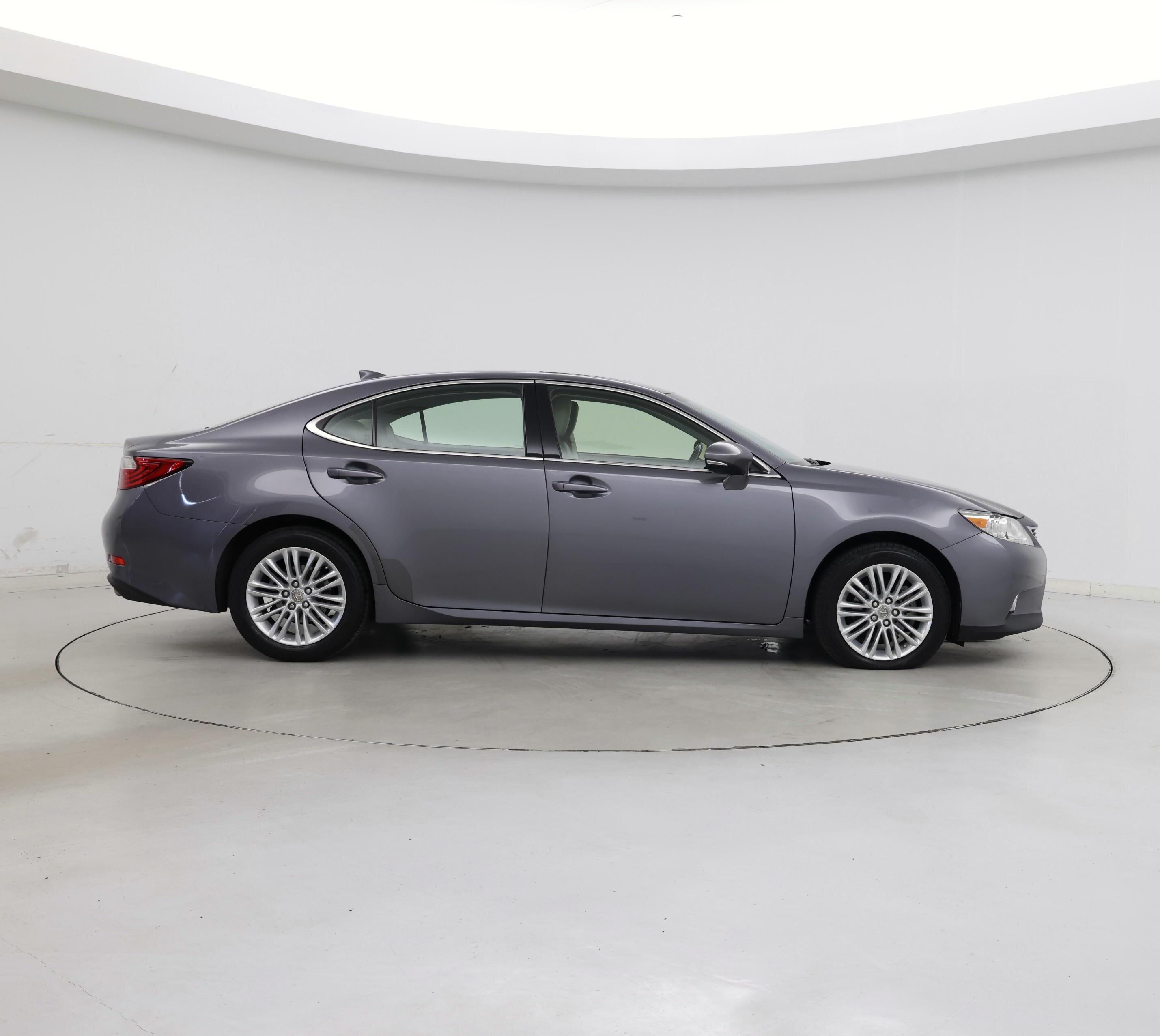 Thumbnail: 2015 Lexus ES - 7