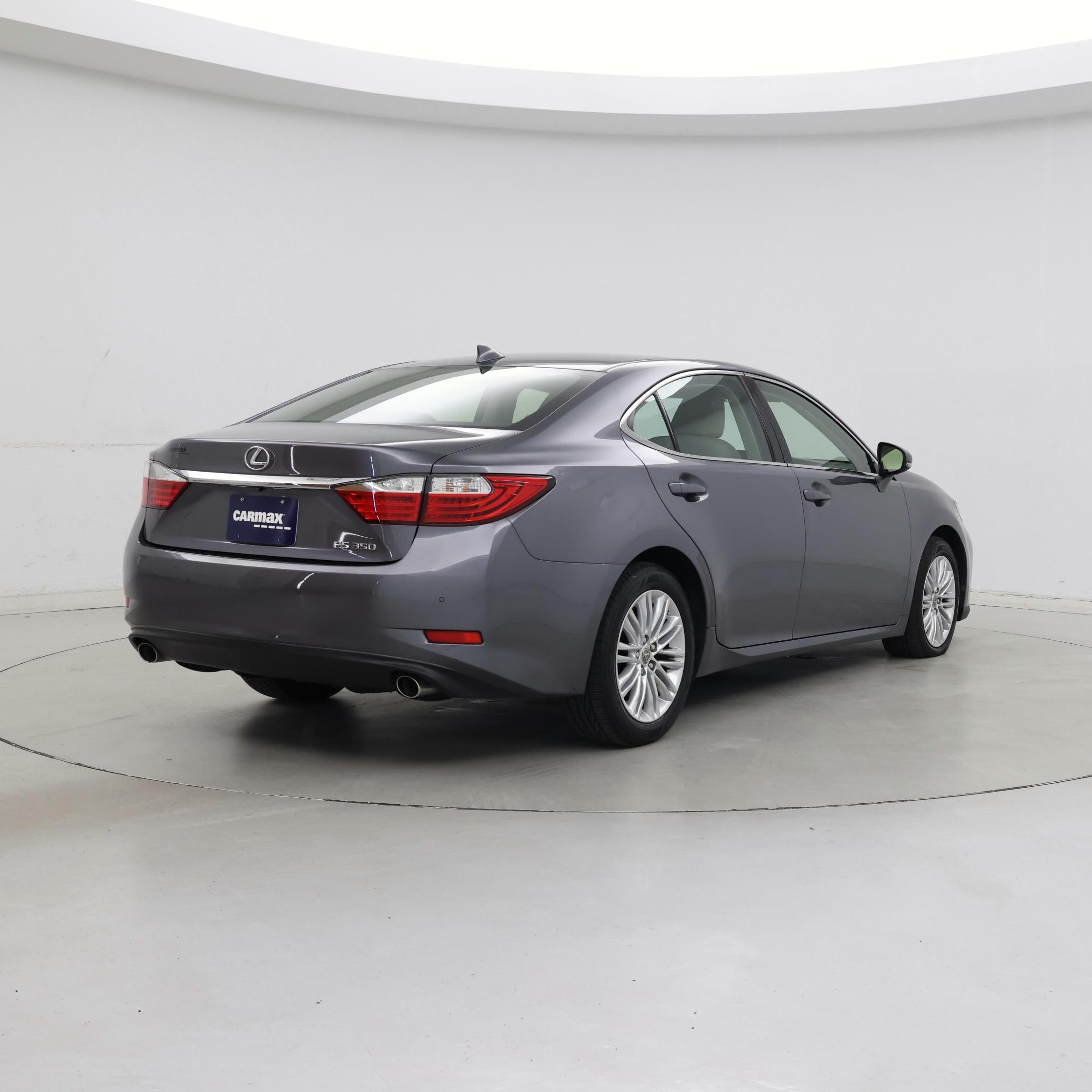 Thumbnail: 2015 Lexus ES - 8