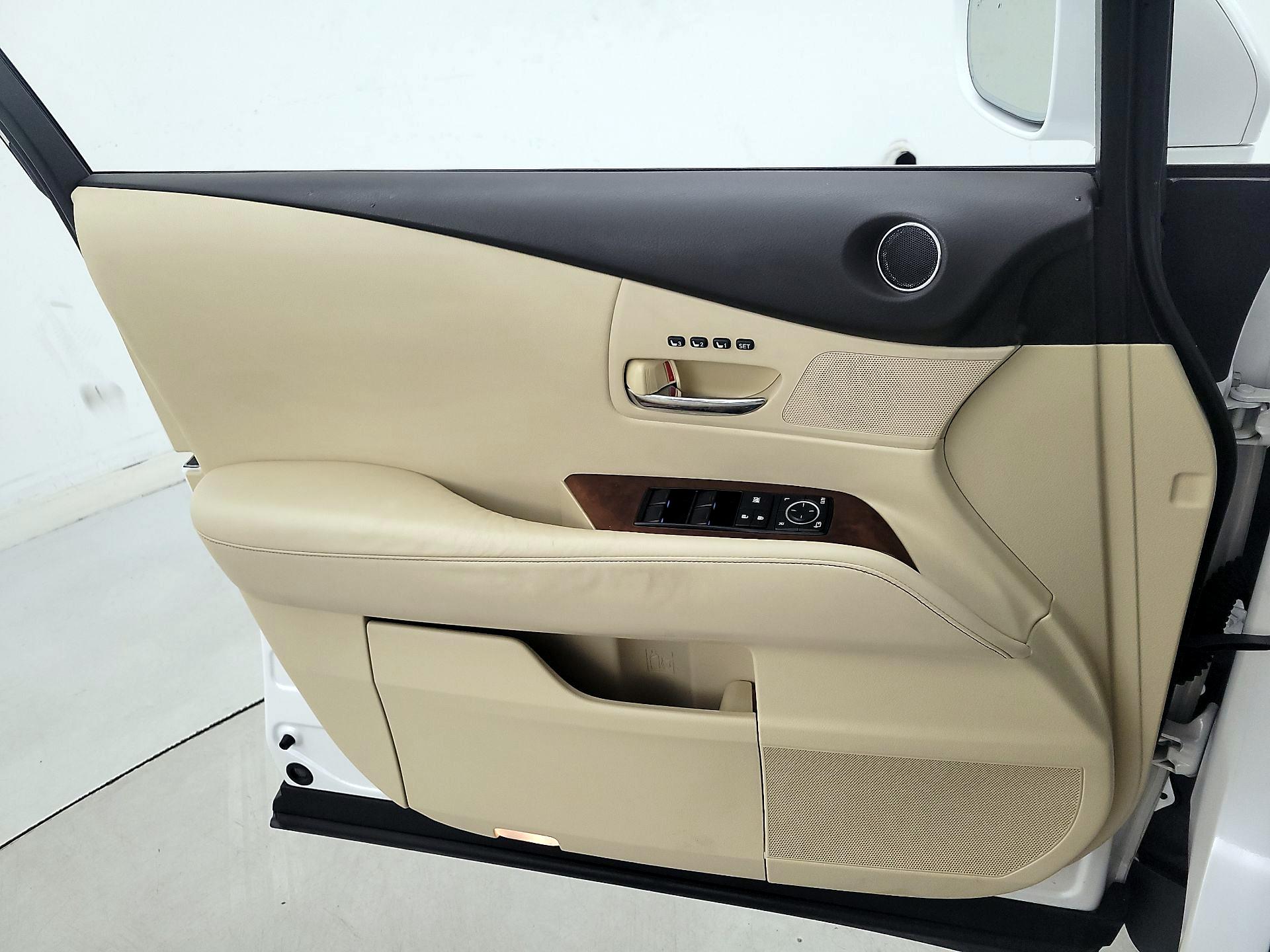 Thumbnail: 2014 Lexus RX - 12