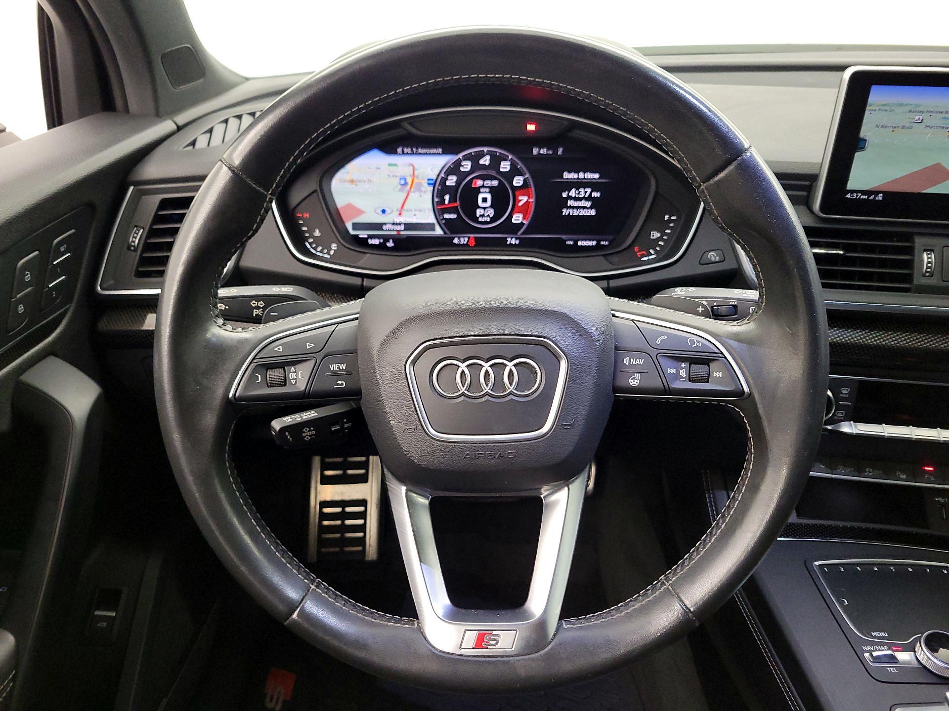 Thumbnail: 2019 Audi SQ5 - 10
