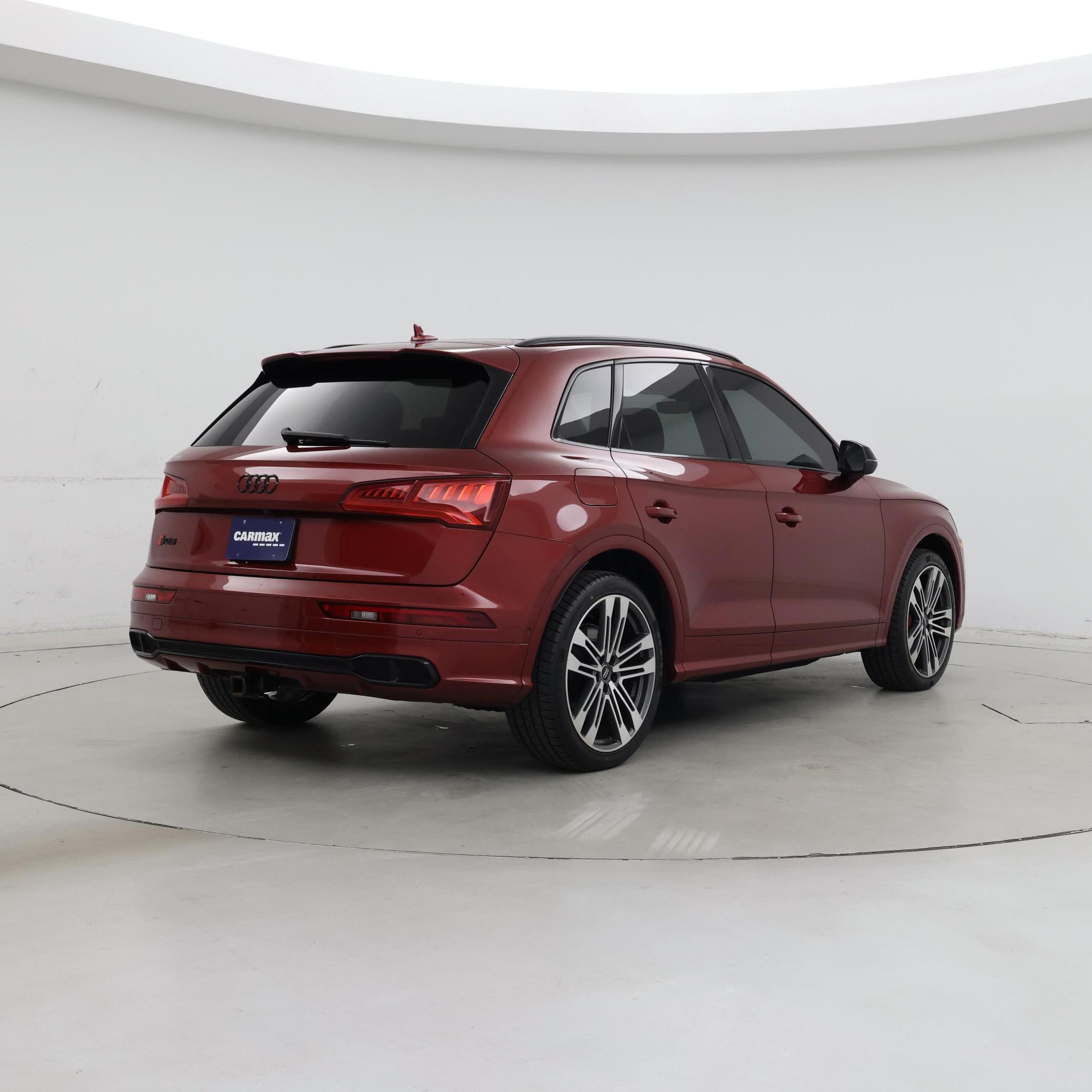 Thumbnail: 2019 Audi SQ5 - 8