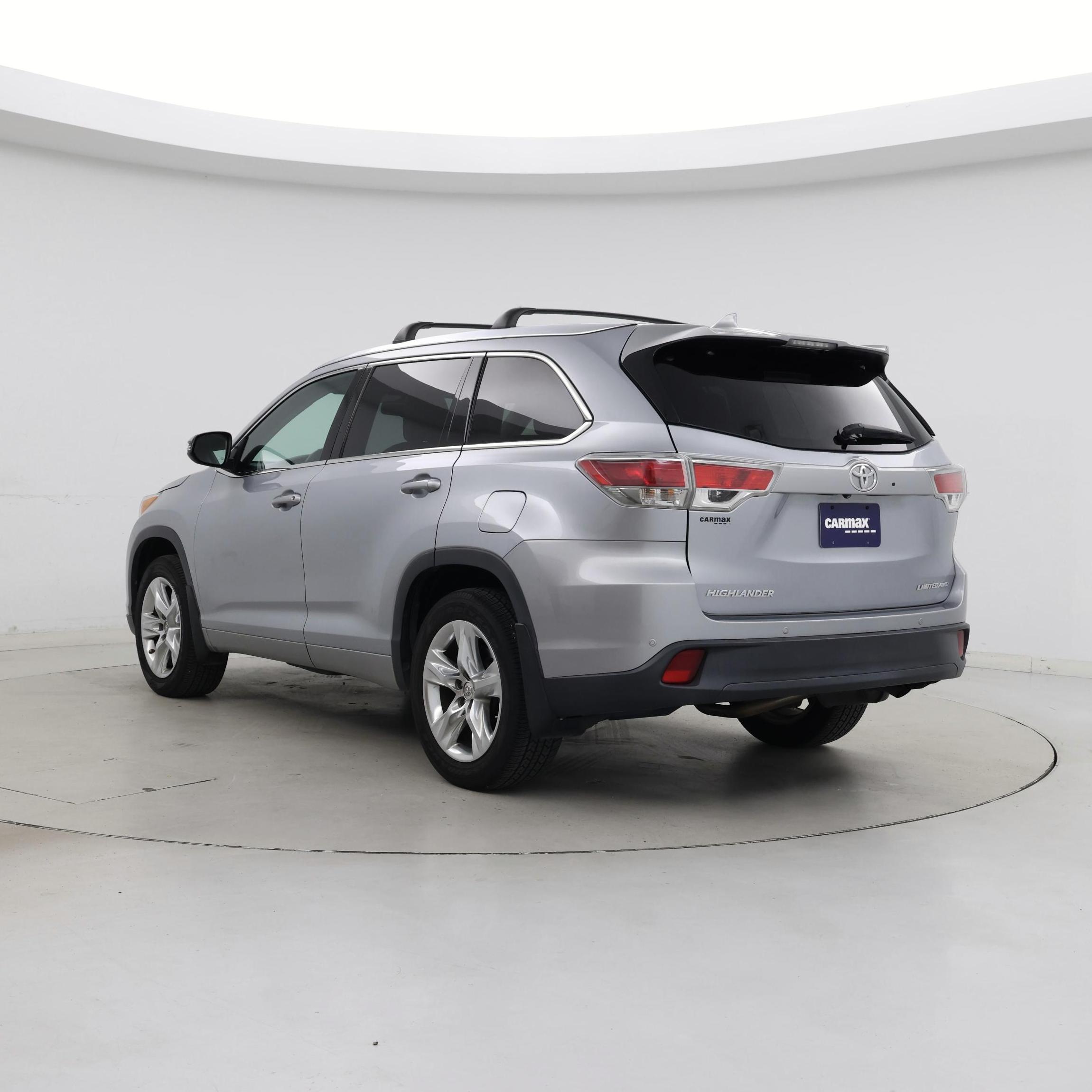 Thumbnail: 2015 Toyota Highlander - 2