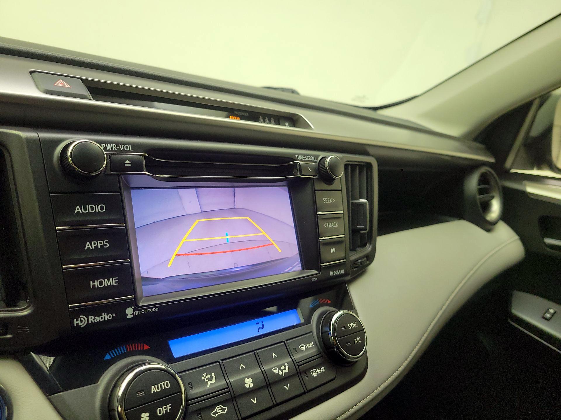 Thumbnail: 2018 Toyota RAV4 - 14