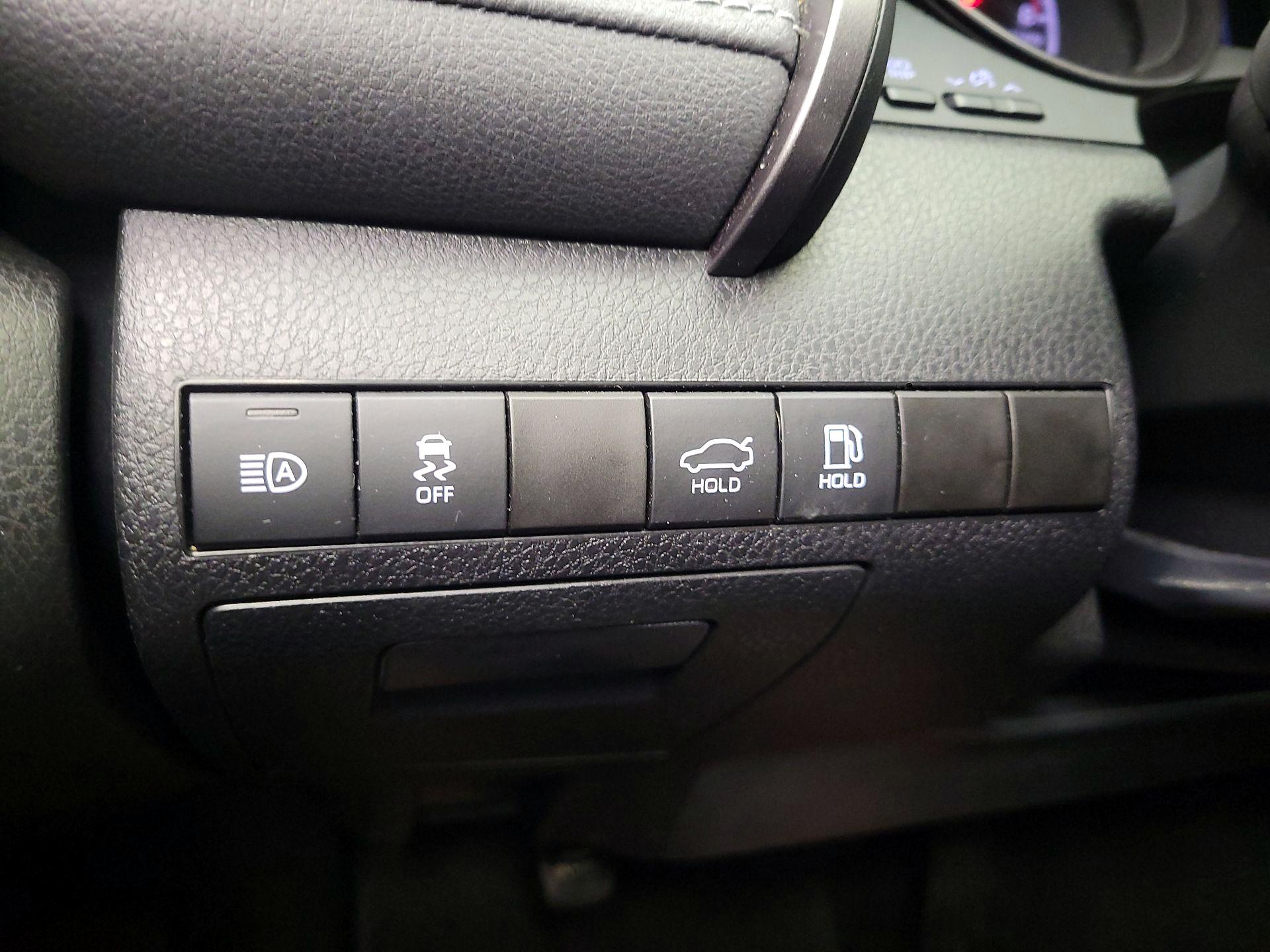 Thumbnail: 2023 Toyota Camry - 13