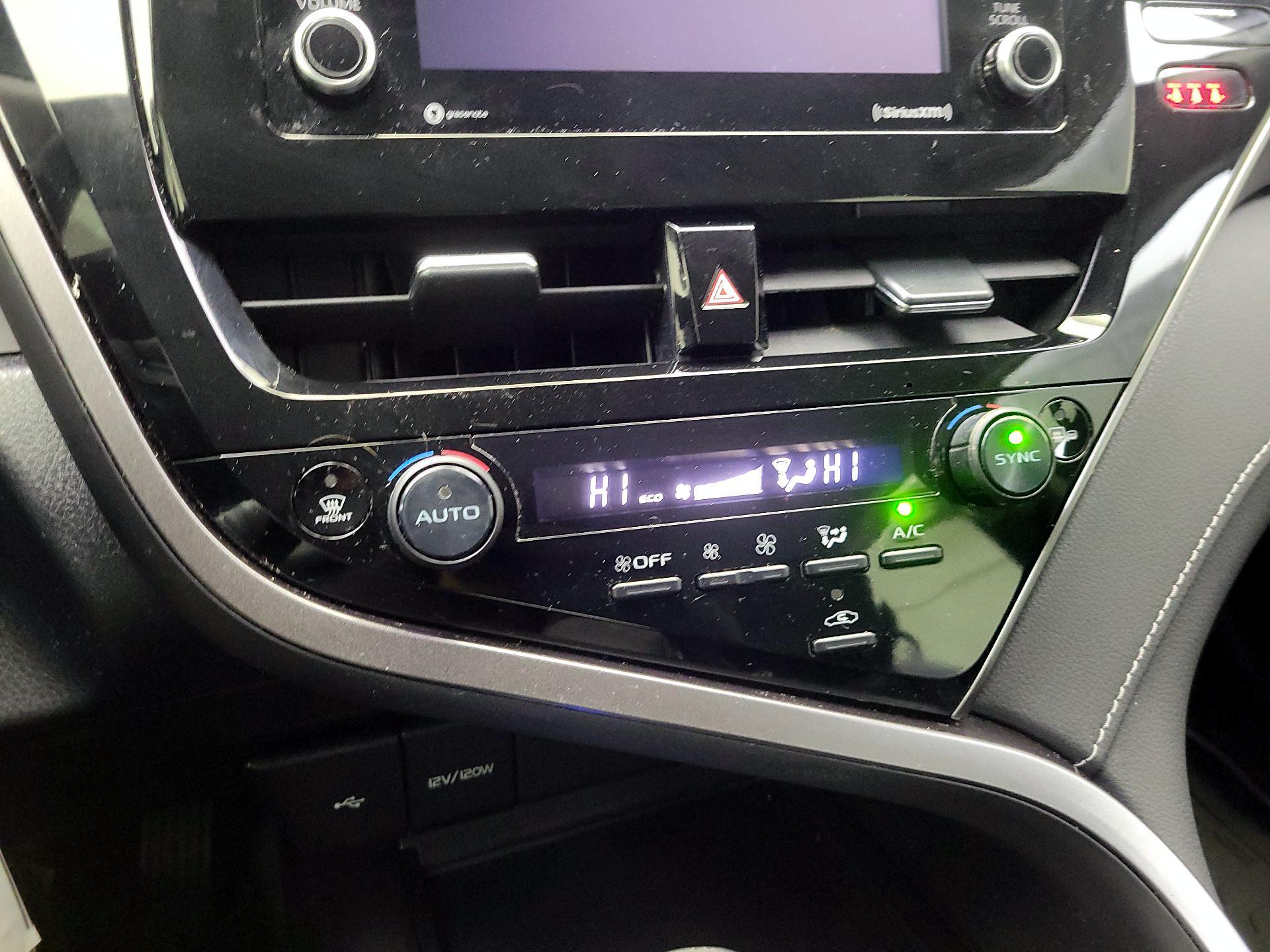 Thumbnail: 2023 Toyota Camry - 16