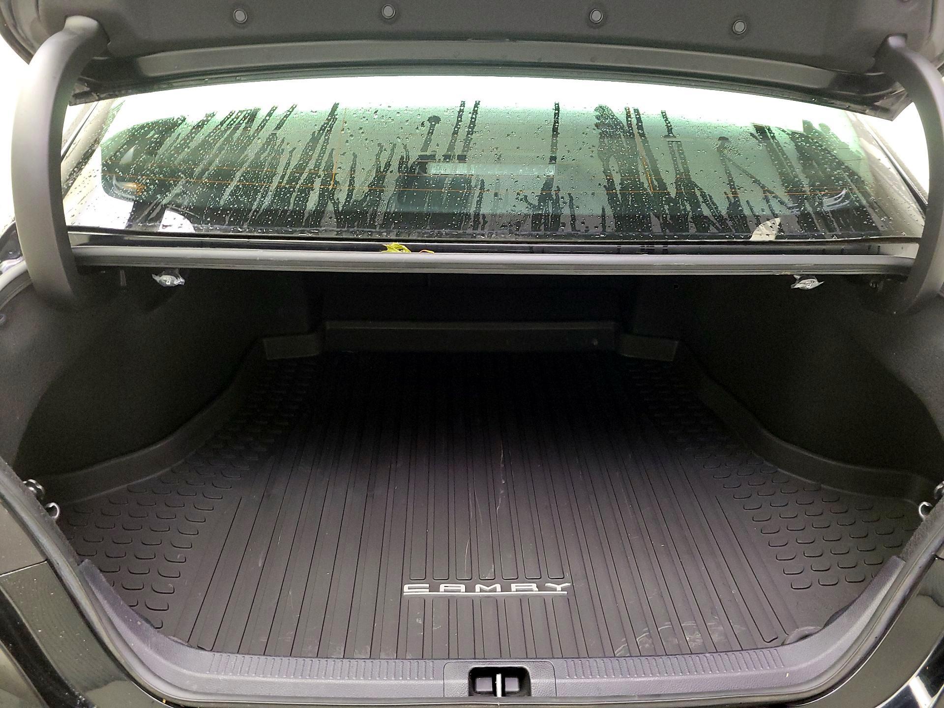 Thumbnail: 2023 Toyota Camry - 20