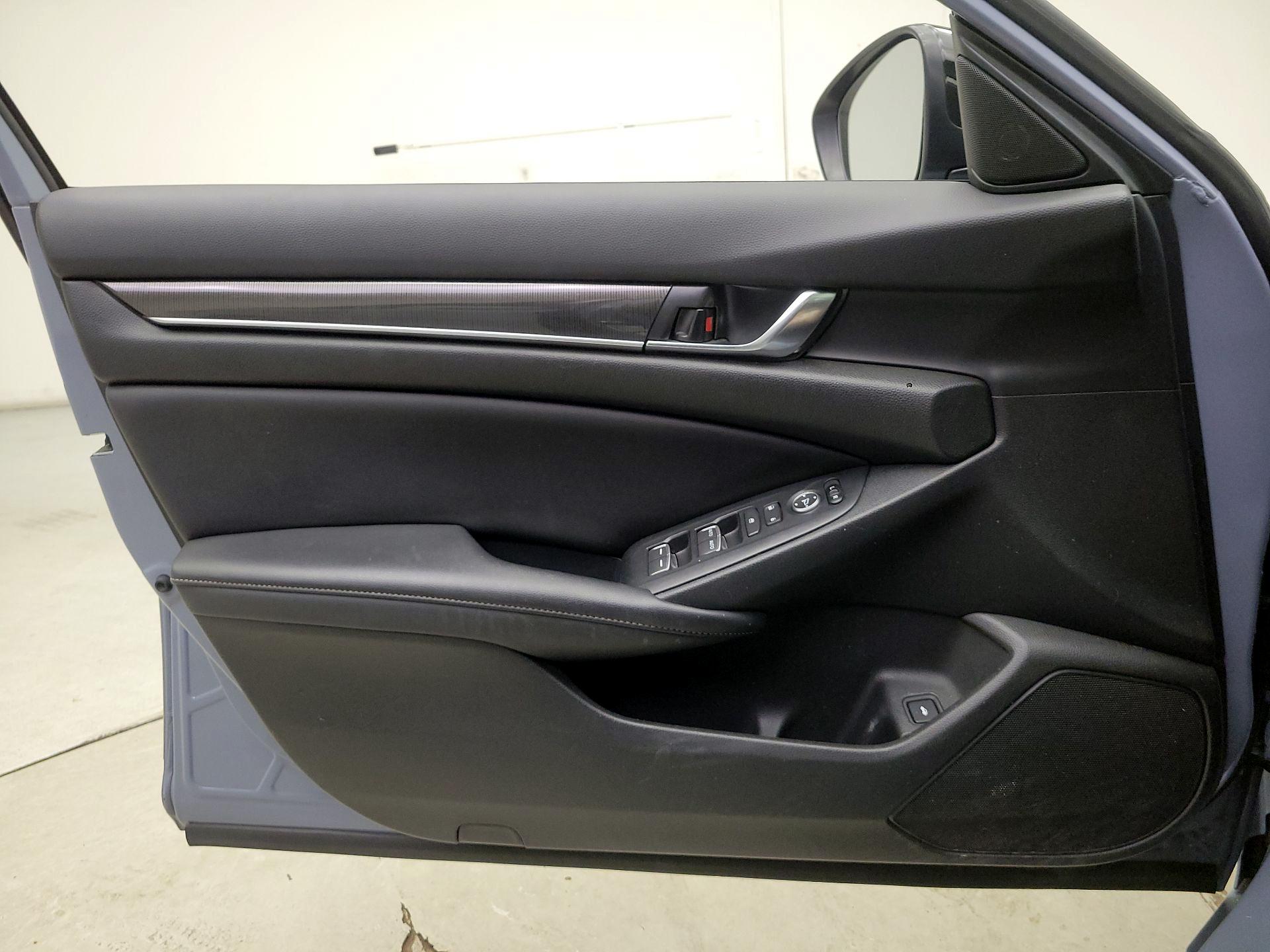 Thumbnail: 2022 Honda Accord - 12