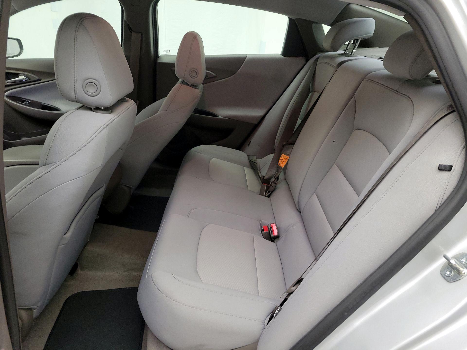 Thumbnail: 2019 Chevrolet Malibu - 19