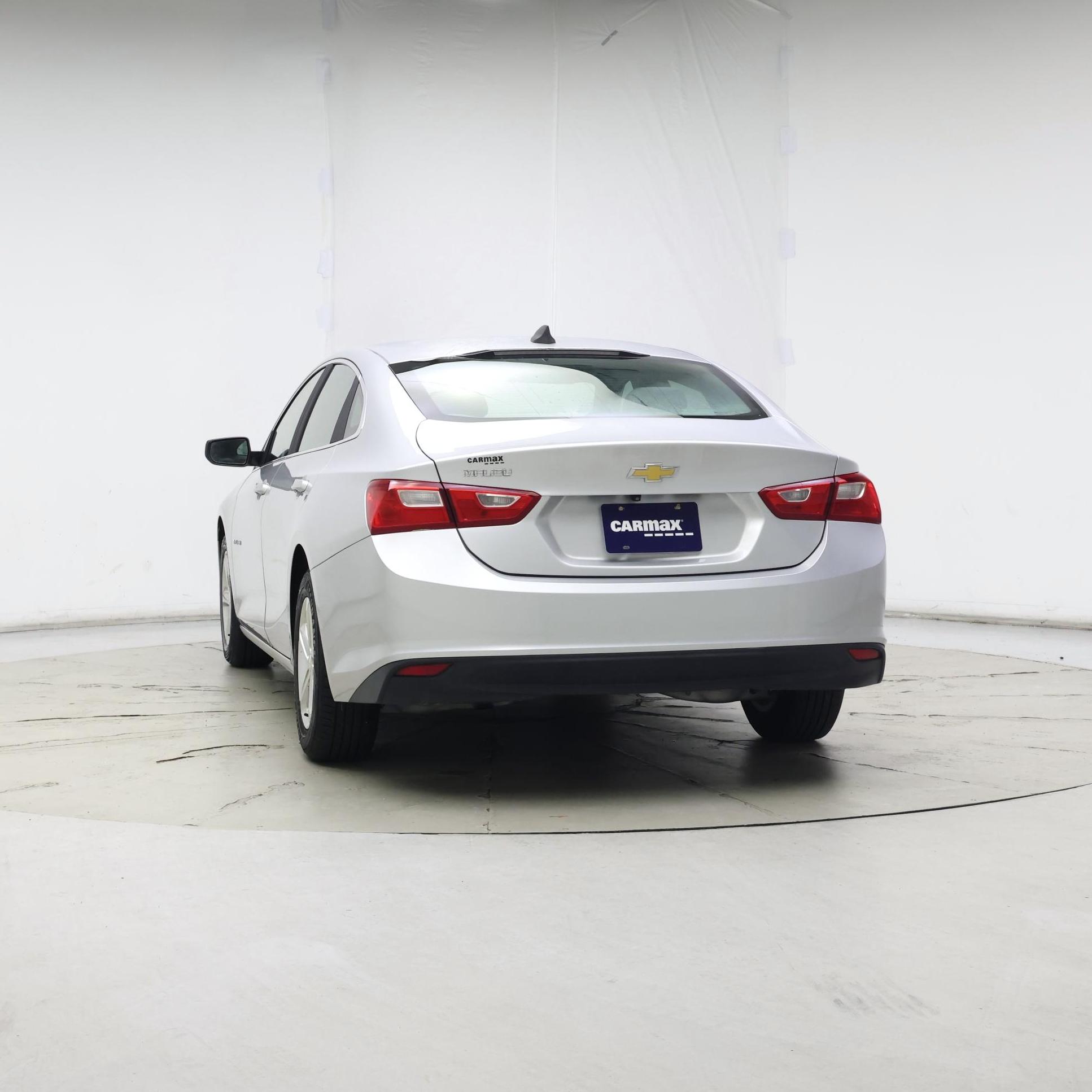 Thumbnail: 2019 Chevrolet Malibu - 6