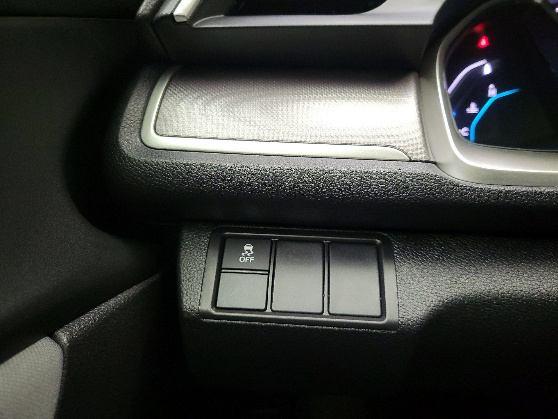 Thumbnail: 2017 Honda Civic - 13