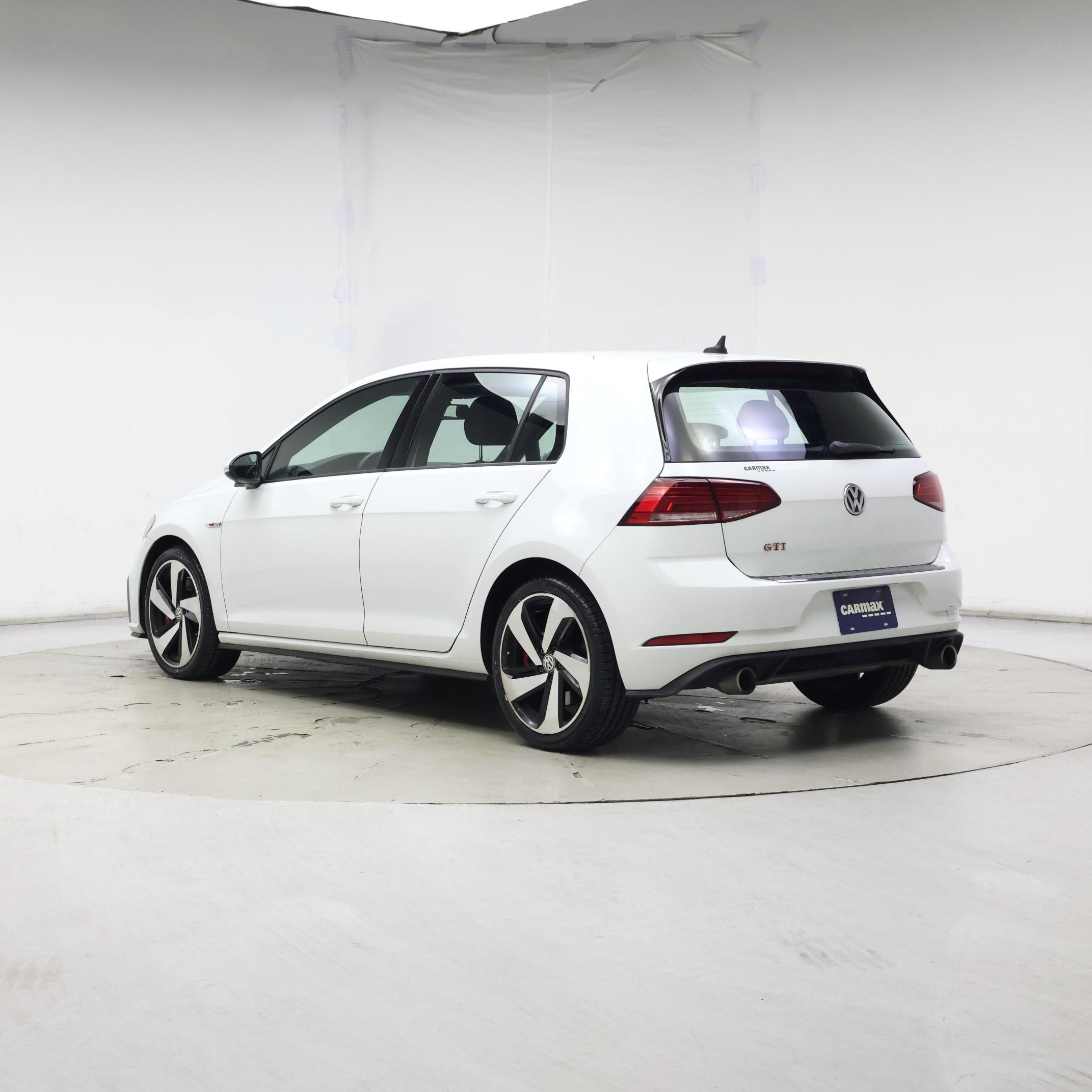 Thumbnail: 2020 Volkswagen Golf - 2