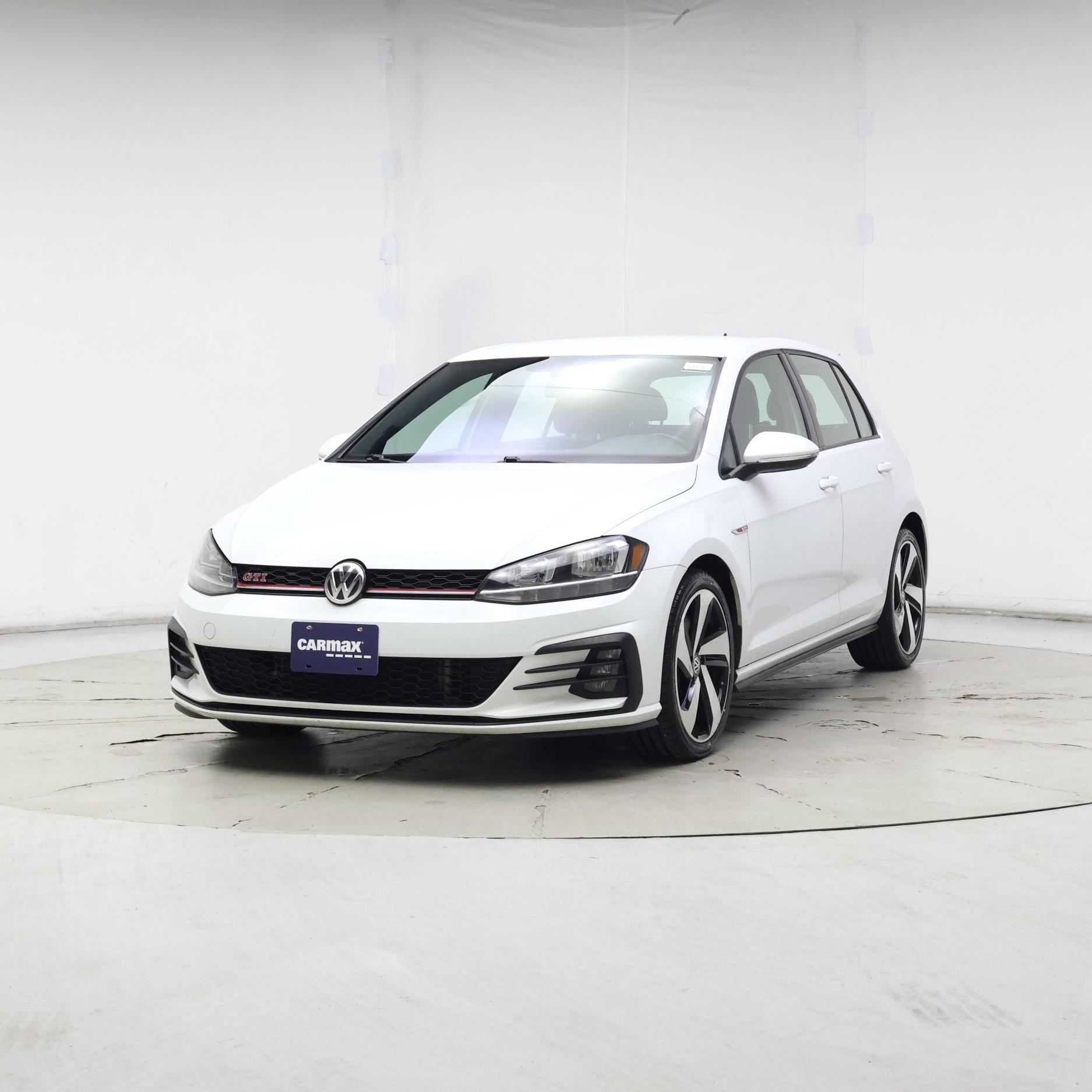 Thumbnail: 2020 Volkswagen Golf - 4